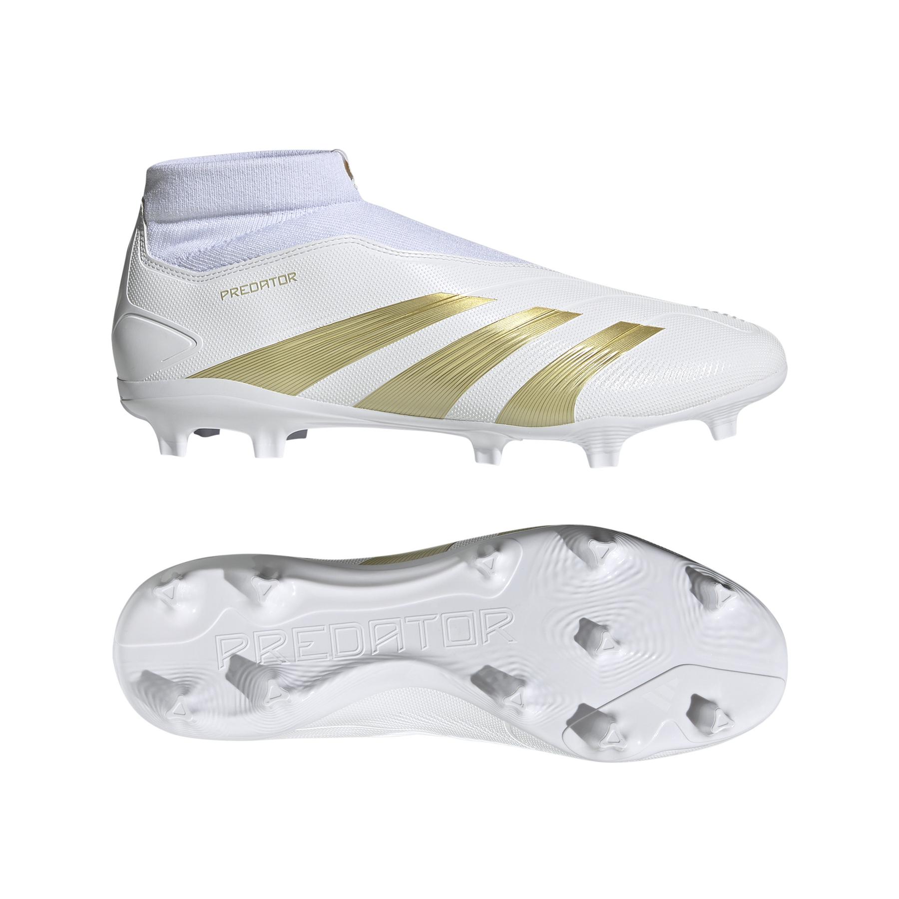 product/a/d/adidas_if6332_11_footwear_photography_side_lateral_bottom_view_white.jpg