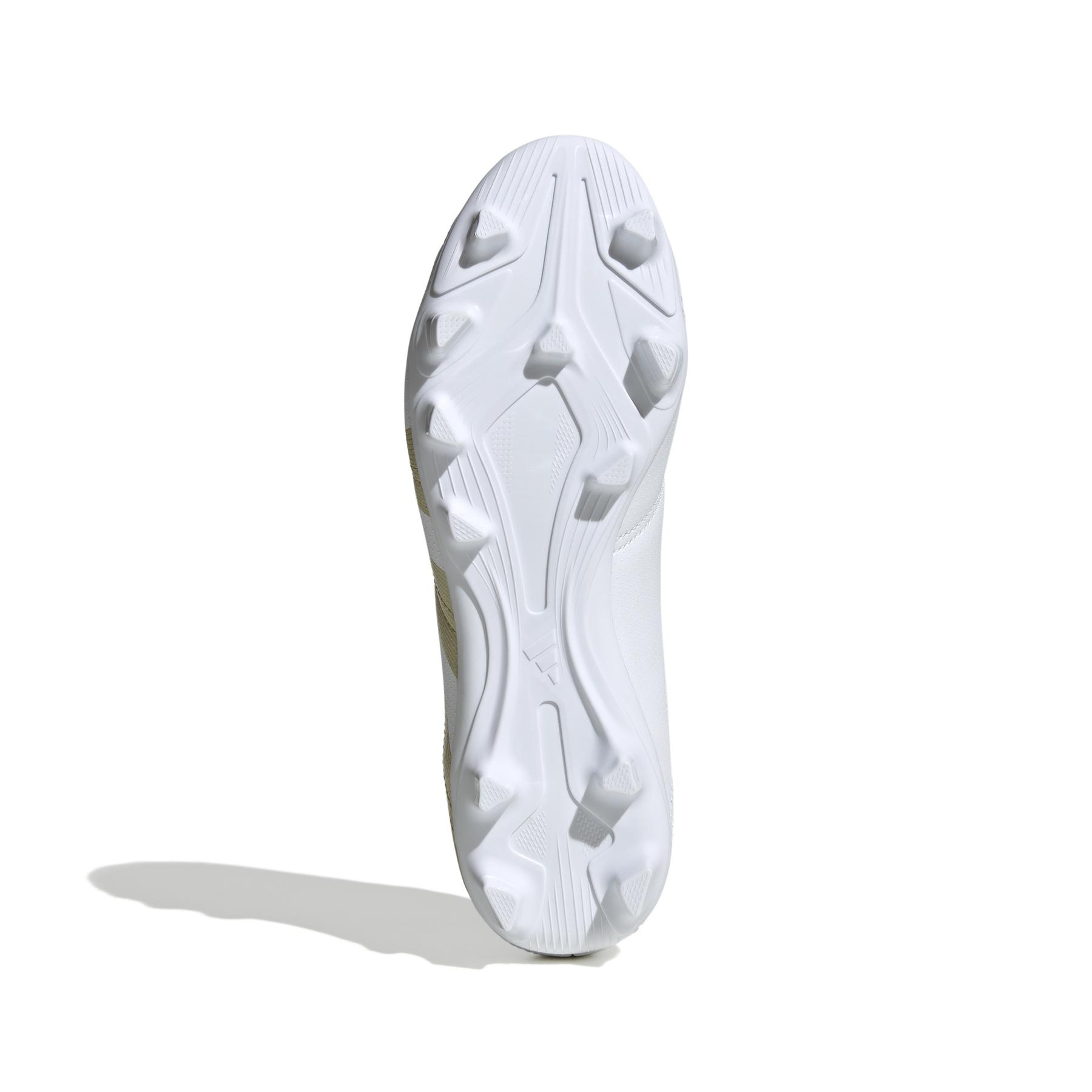 product/a/d/adidas_if6342_3_footwear_photography_bottom_view_white.jpg