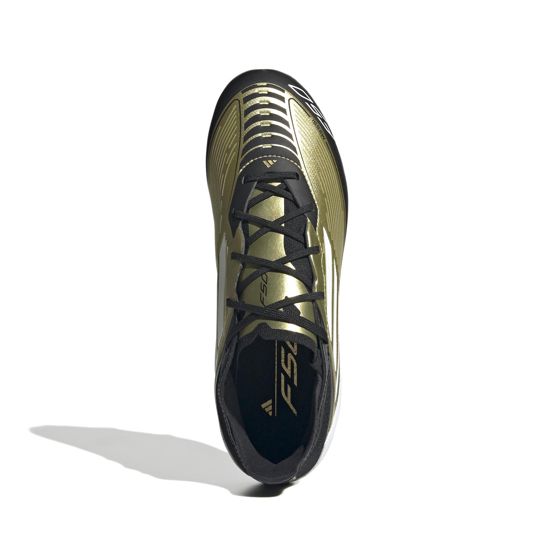 product/a/d/adidas_if6917_2_footwear_photography_top_portrait_view_white.jpg