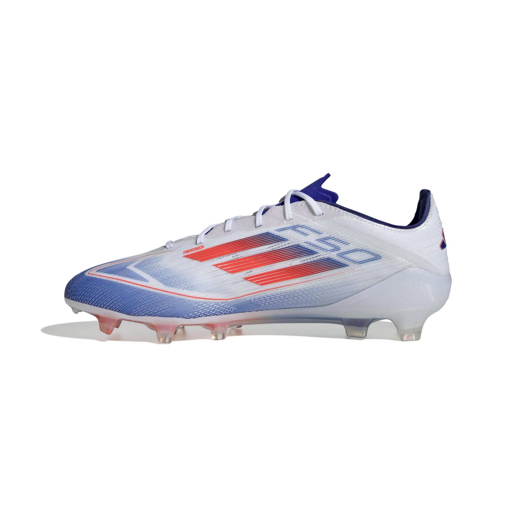 product/a/d/adidas_if8818_4_footwear_photography_side_medial_center_view_white-nw052424.jpg