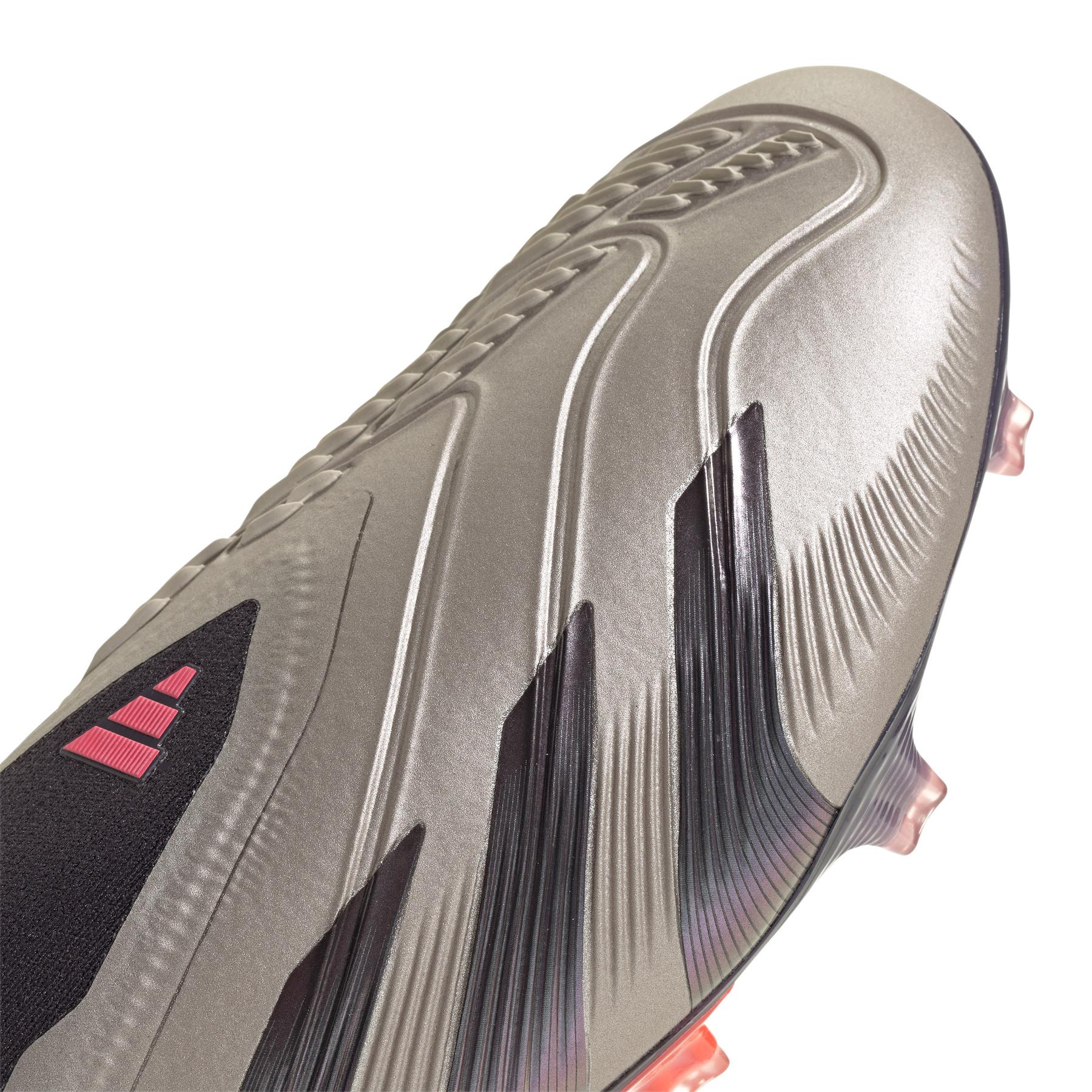 product/a/d/adidas_if8862_7_footwear_photography_detail_view_1_white.jpg