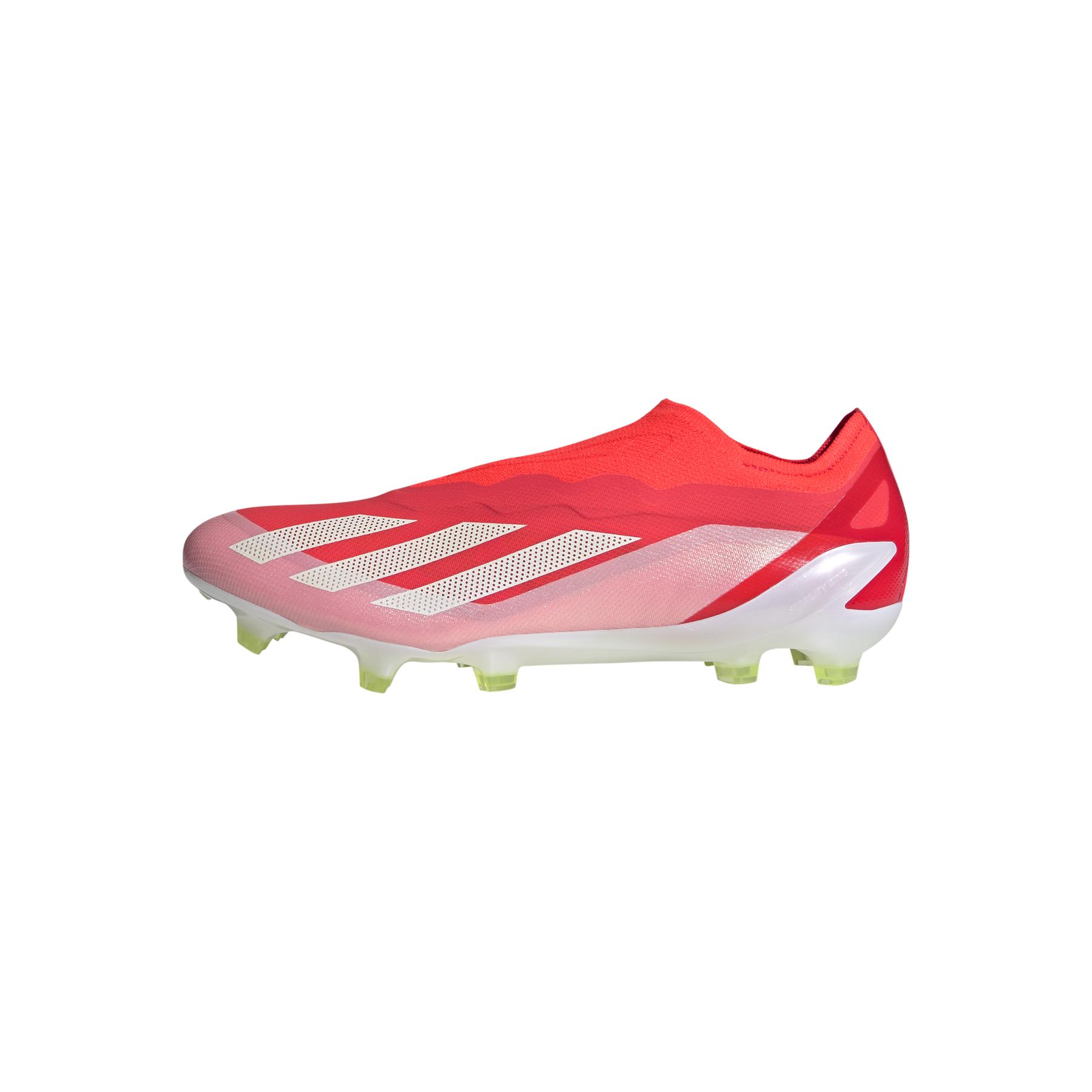 product/a/d/adidas_ig0611_12_footwear_photography_left_side_center_lateral_view_white.jpg