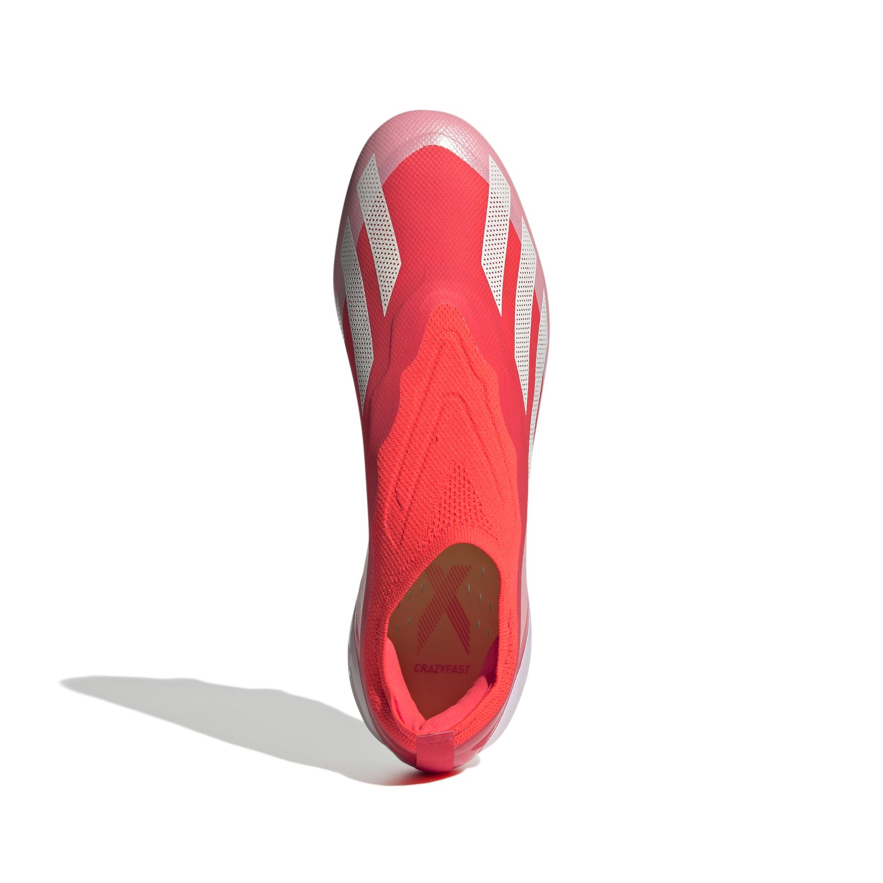 product/a/d/adidas_ig0611_2_footwear_photography_top_portrait_view_white.jpg