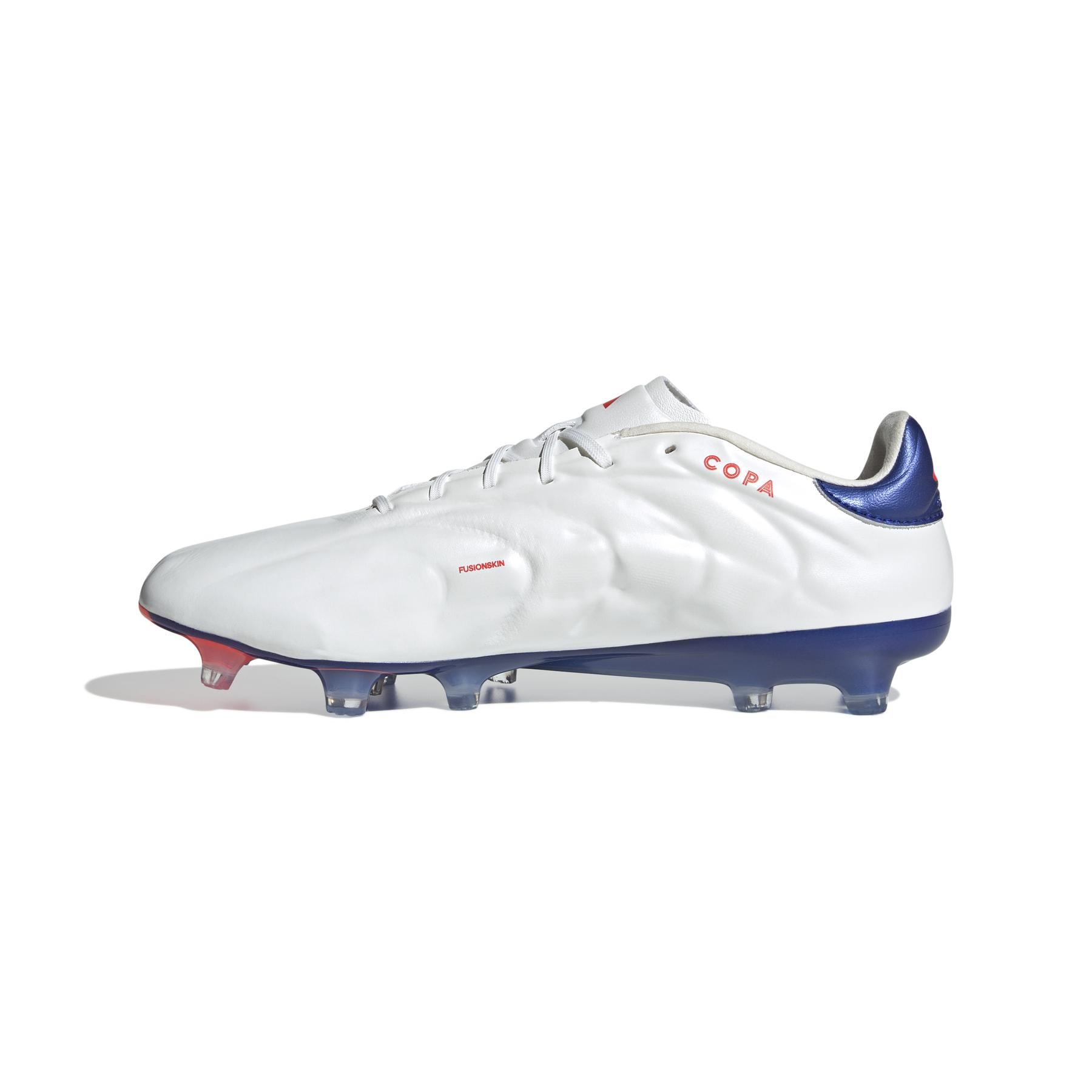product/a/d/adidas_ig6402_4_footwear_photography_side_medial_center_view_white-nw052424.jpg