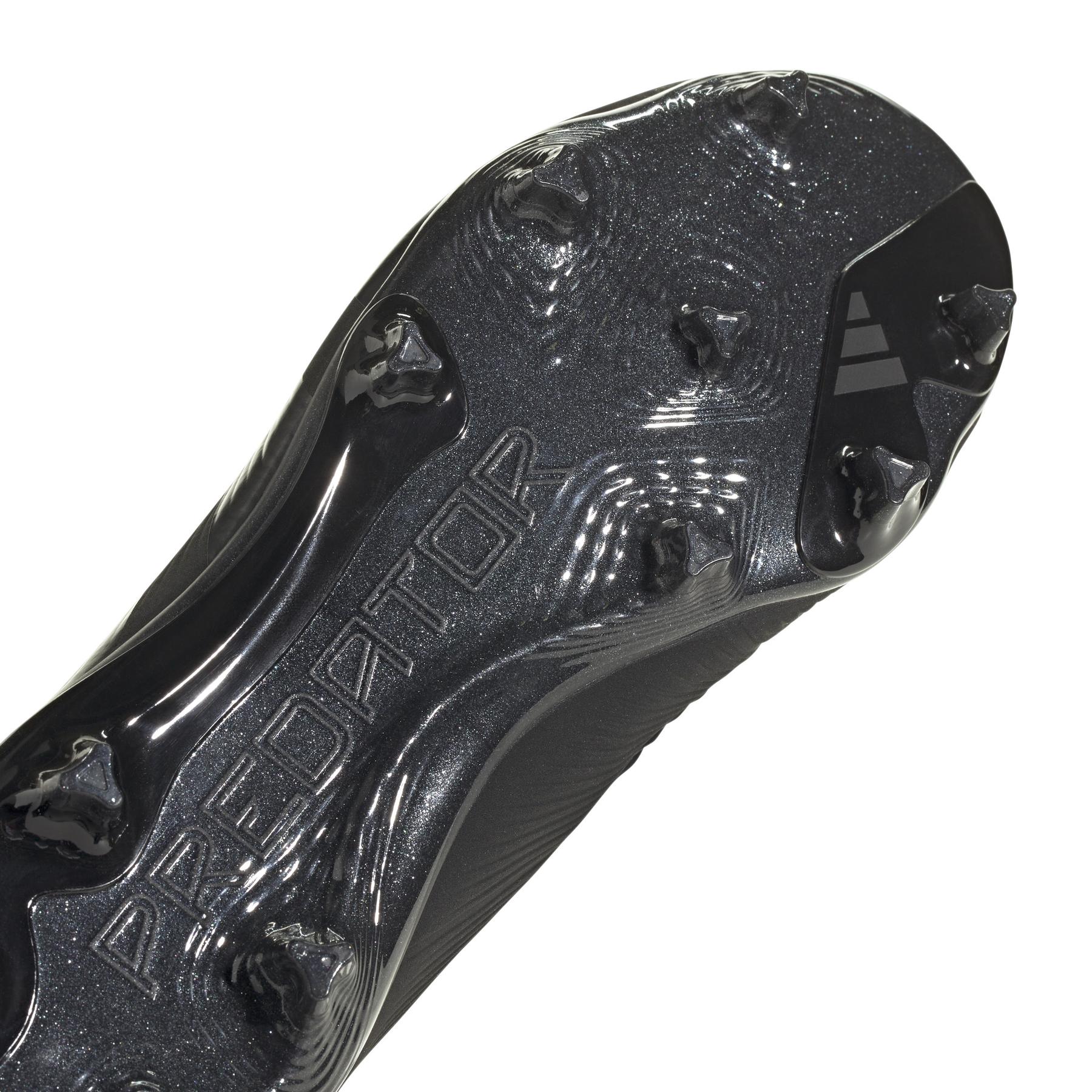 product/a/d/adidas_ig7743_8_footwear_photography_detail_view_2_white.jpg