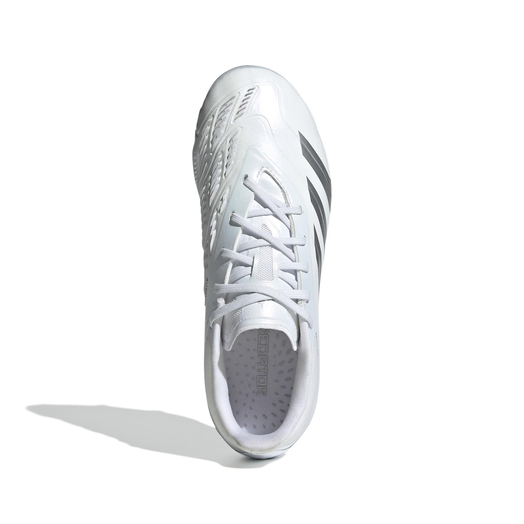 product/a/d/adidas_ig7744_2_footwear_photography_top_portrait_view_white-030824.jpg