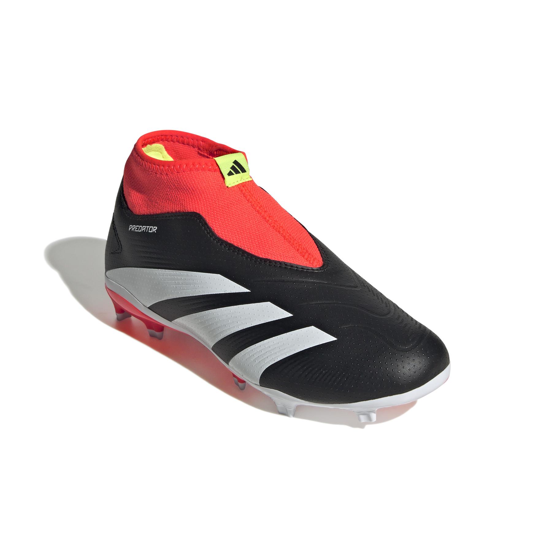 product/a/d/adidas_ig7754_5_footwear_photography_front_lateral_top_view_white-030824.jpg