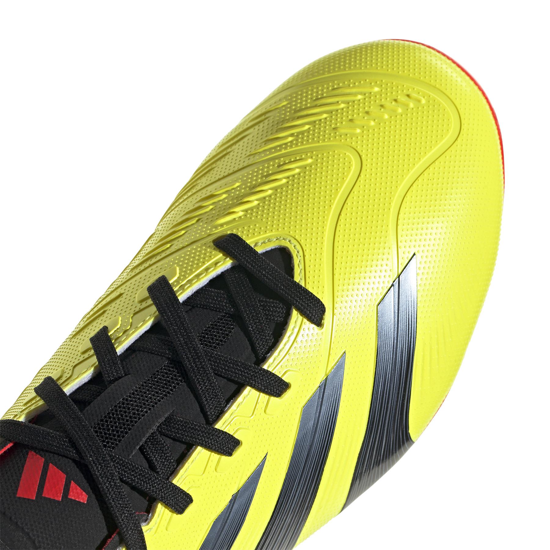 product/a/d/adidas_ig7761_7_footwear_photography_detail_view_1_white.jpg