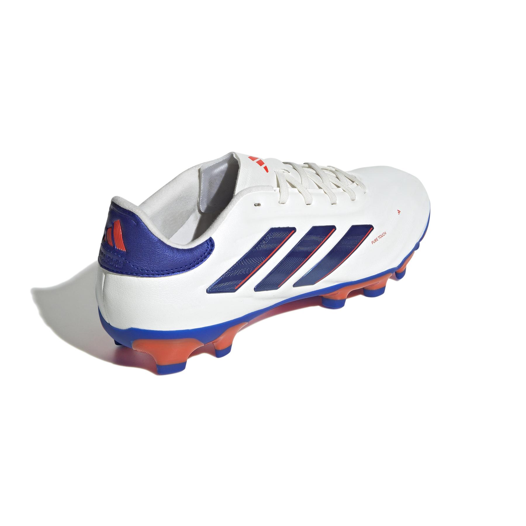product/a/d/adidas_ig8686_6_footwear_photography_back_lateral_top_view_white.jpg