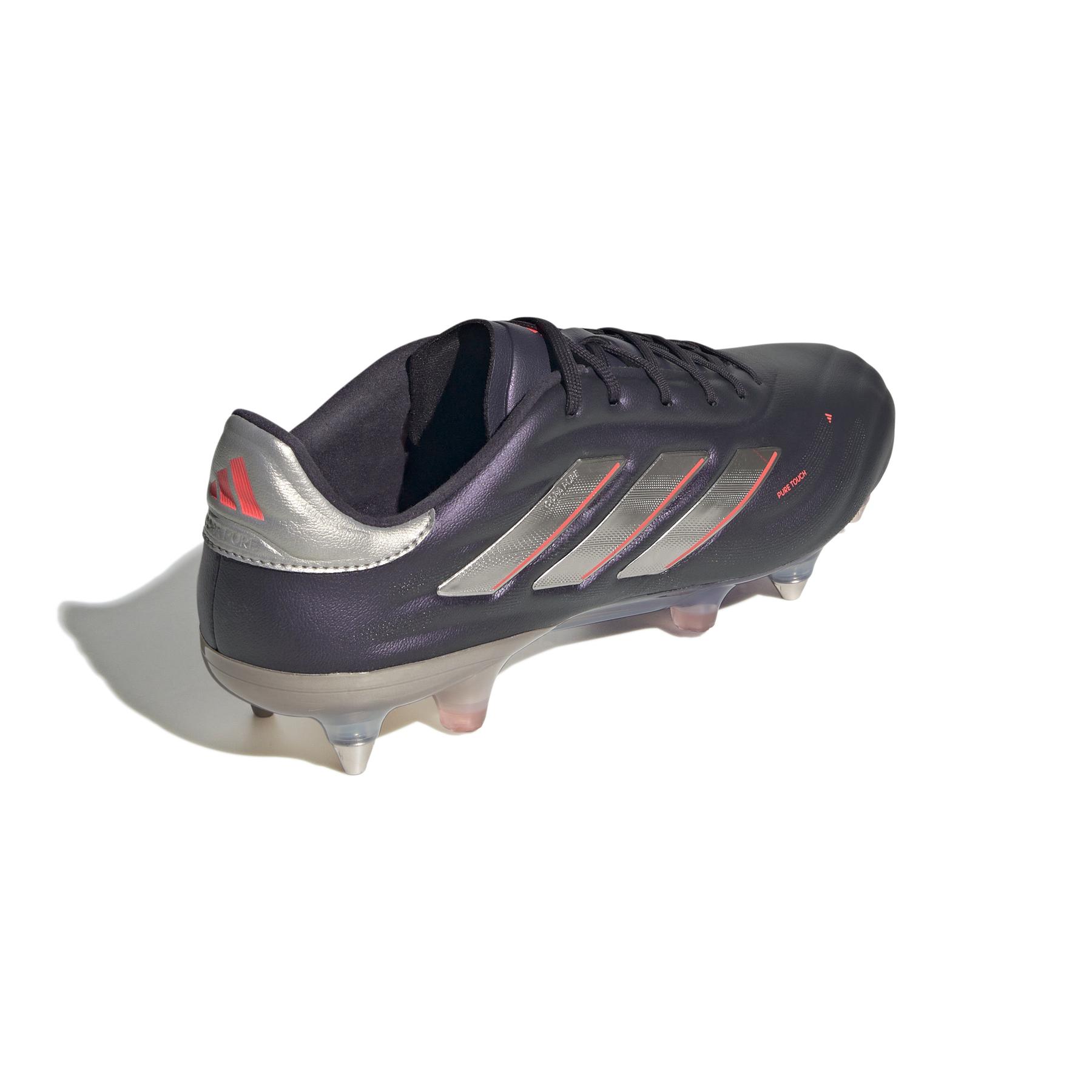 product/a/d/adidas_ig8693_6_footwear_photography_back_lateral_top_view_white.jpg