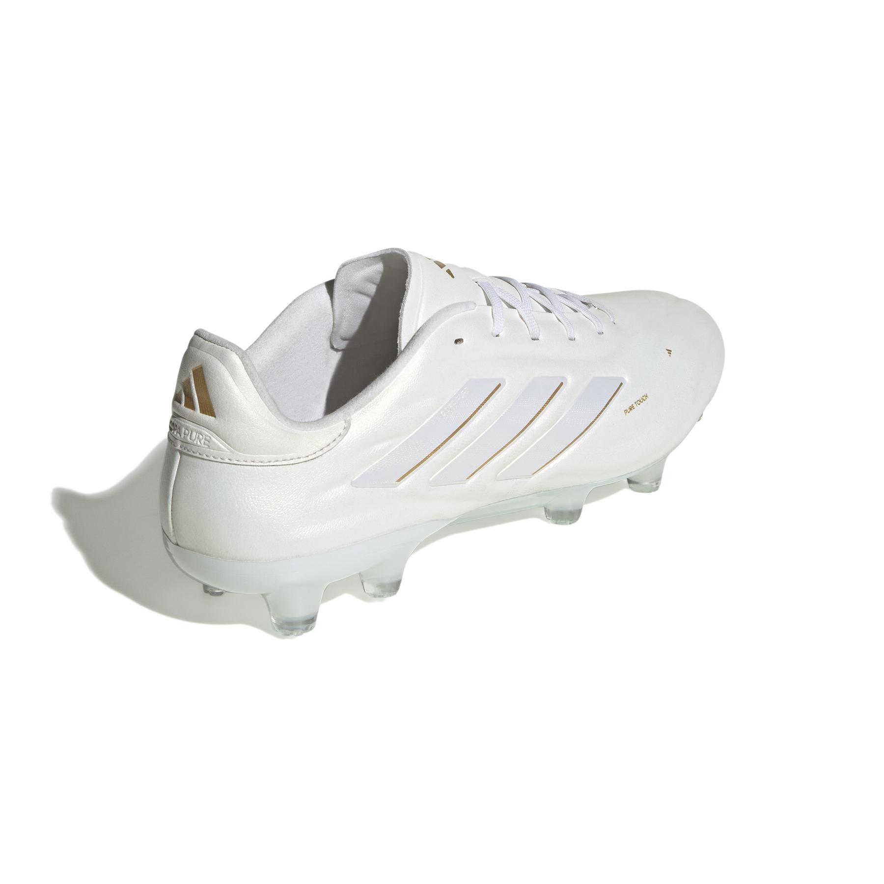 product/a/d/adidas_ig8710_6_footwear_photography_back_lateral_top_view_white.jpg