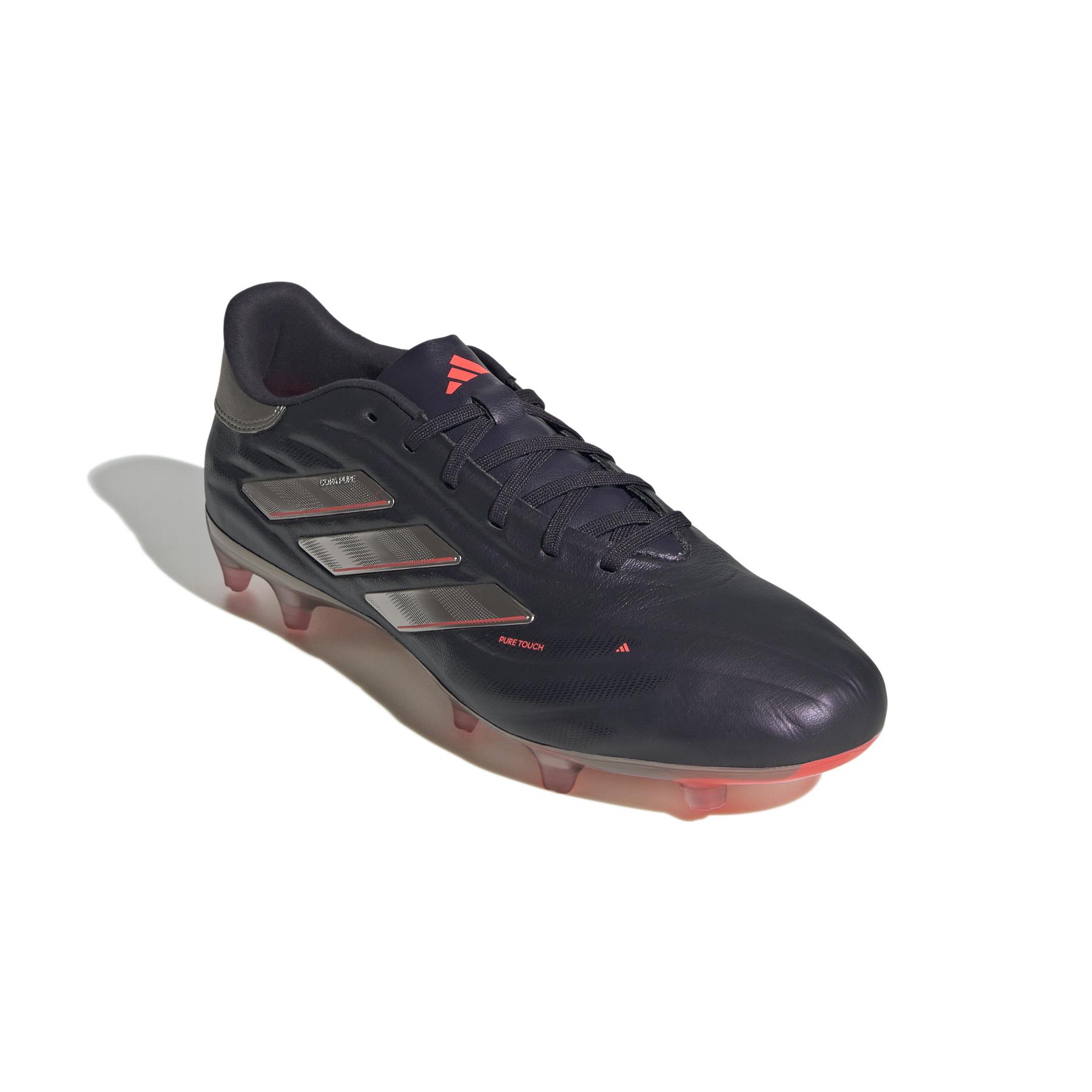 product/a/d/adidas_ig8714_5_footwear_photography_front_lateral_top_view_white.jpg