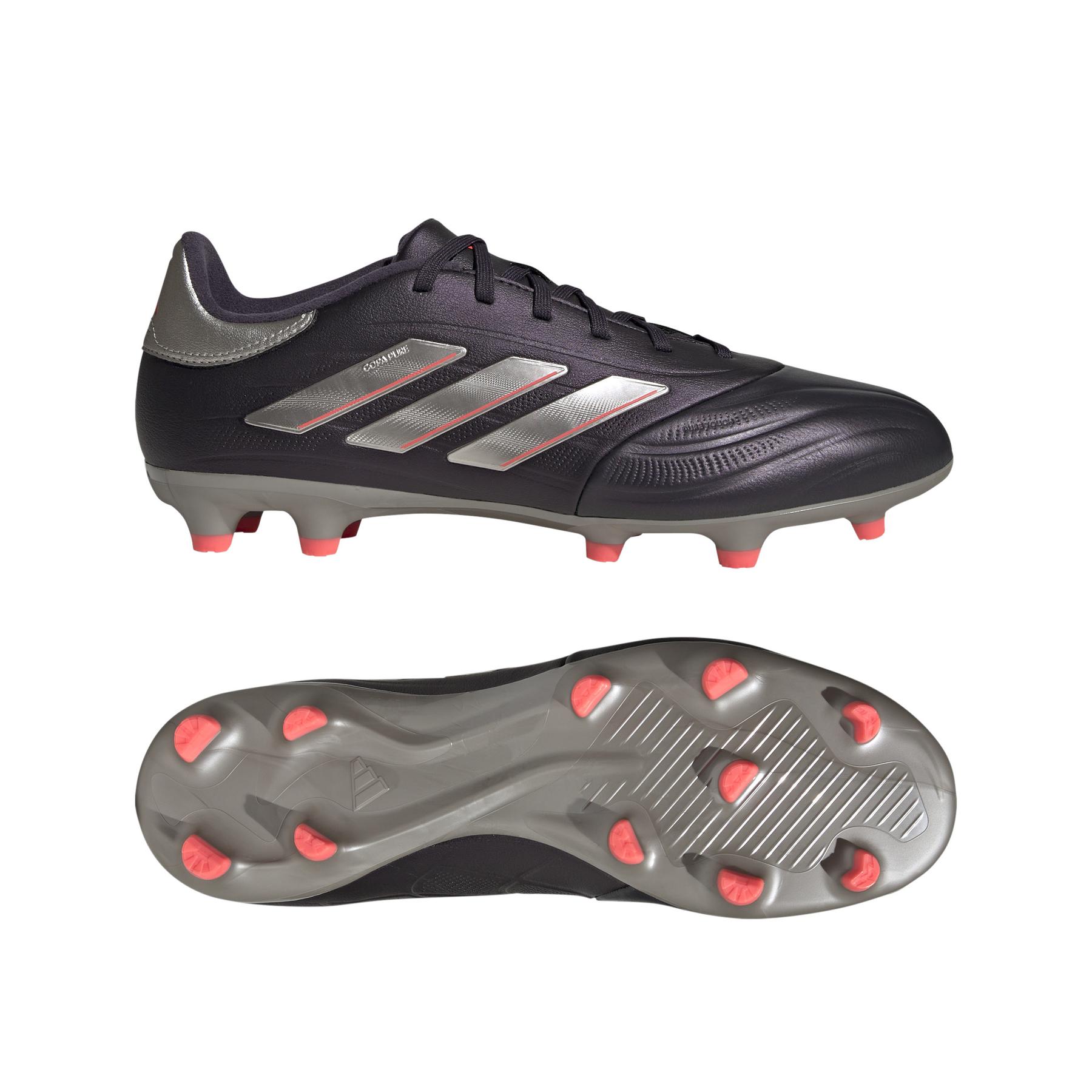 product/a/d/adidas_ig8716_11_footwear_photography_side_lateral_bottom_view_white.jpg