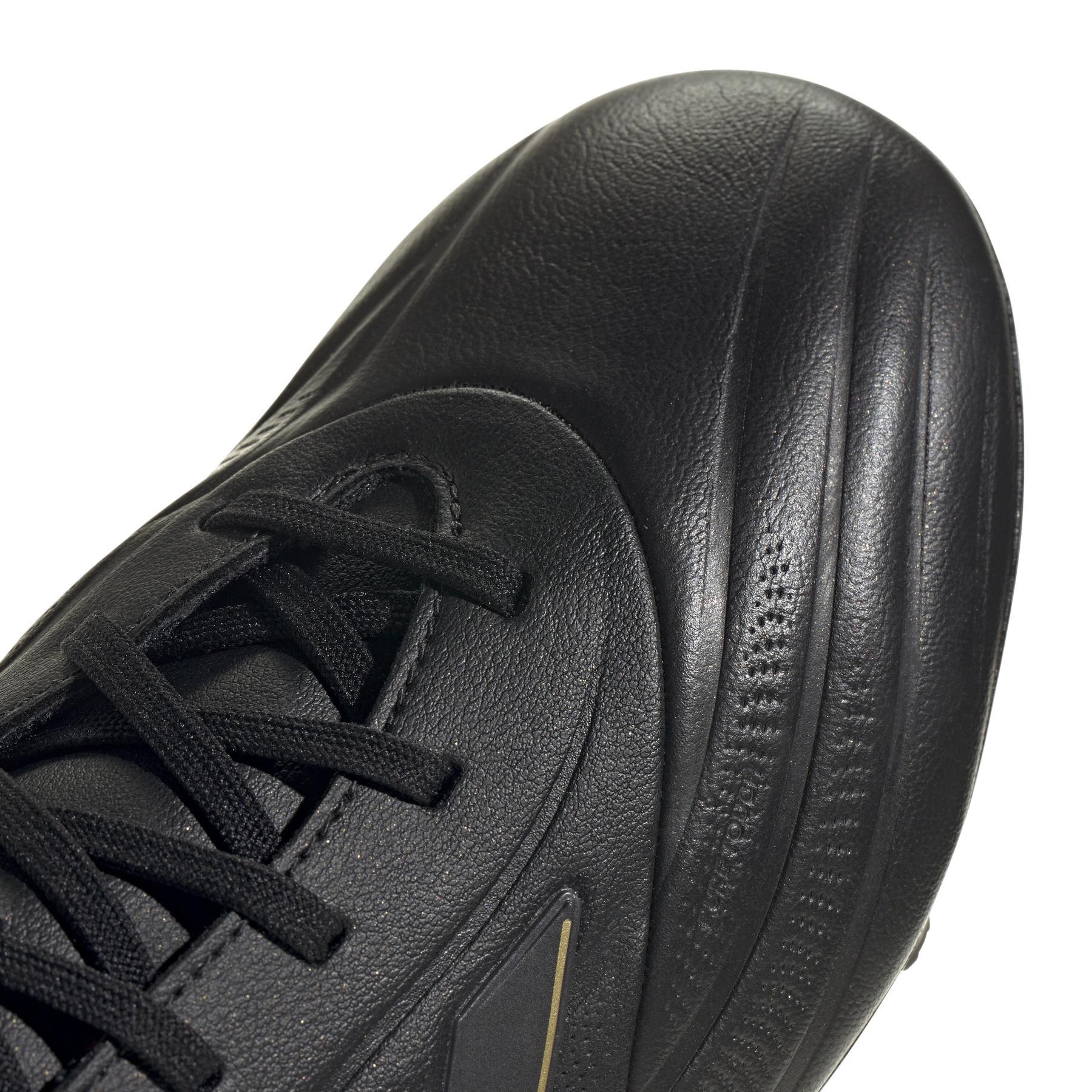 product/a/d/adidas_ig8717_8_footwear_photography_detail_view_2_white.jpg