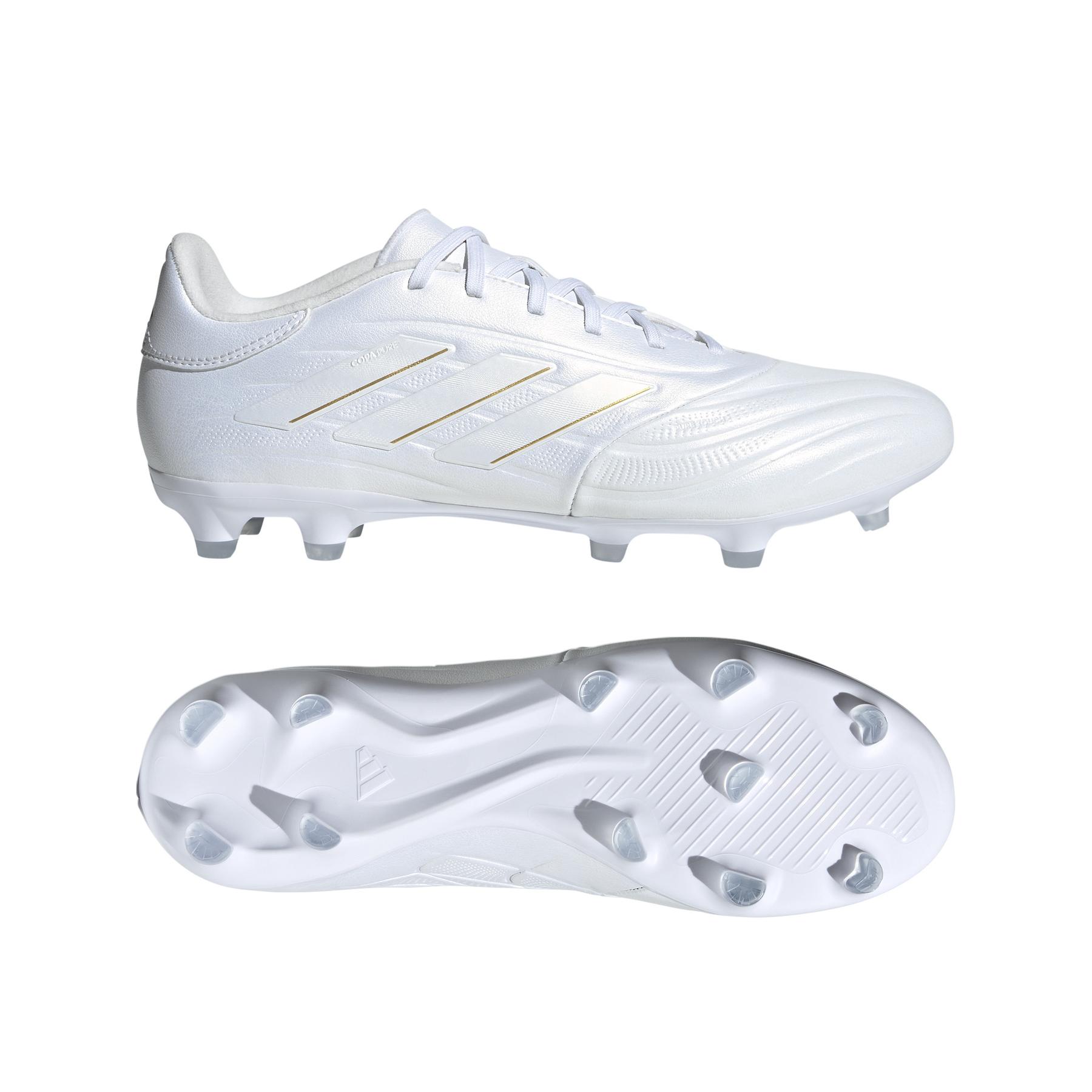 product/a/d/adidas_ig8718_11_footwear_photography_side_lateral_bottom_view_white.jpg