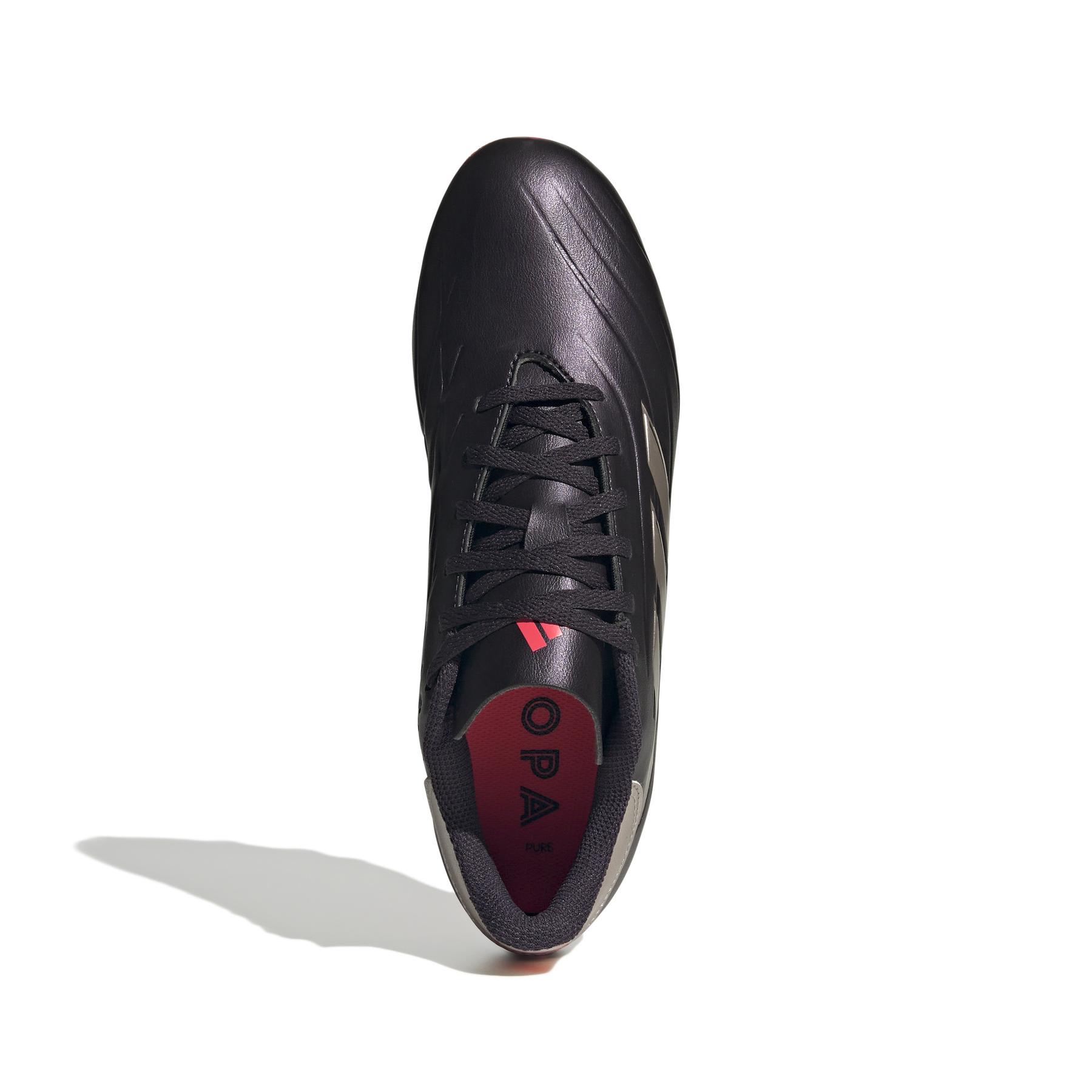 product/a/d/adidas_ig8724_2_footwear_photography_top_portrait_view_white-nw110824.jpg