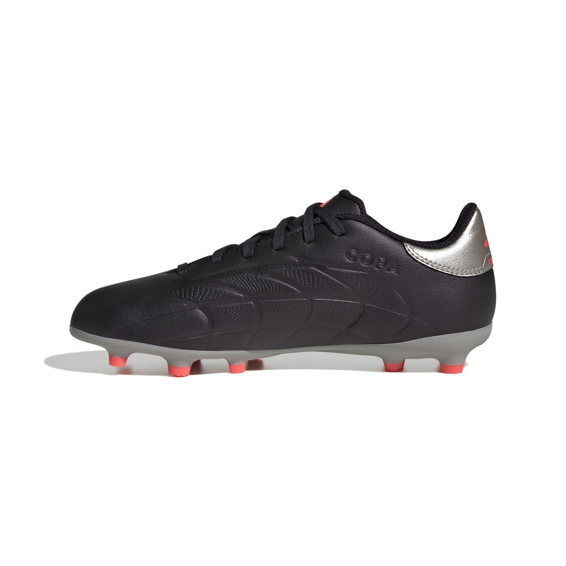 product/a/d/adidas_ig8730_4_footwear_photography_side_medial_center_view_white.jpg