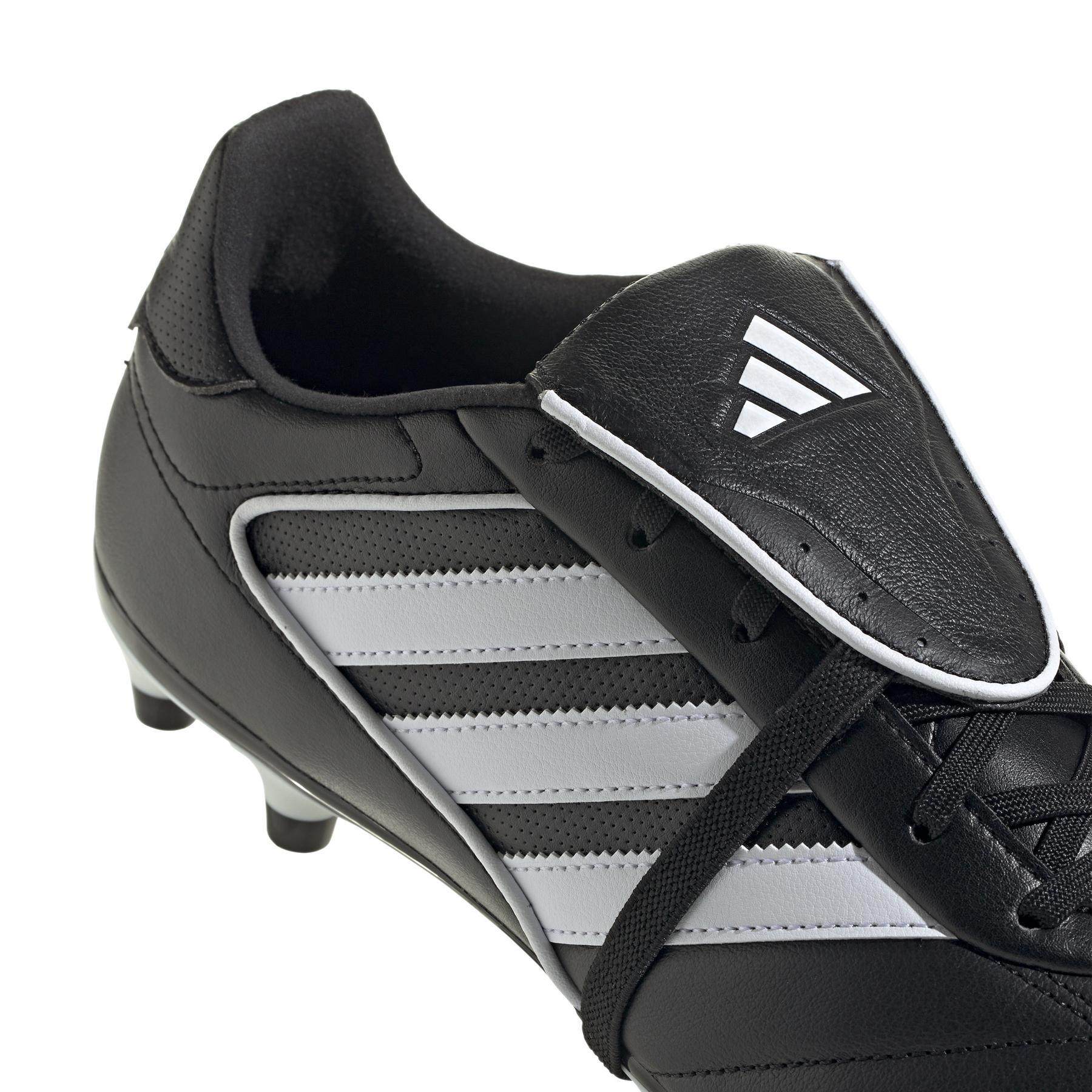 product/a/d/adidas_ig8740_7_footwear_photography_detail_view_1_white.jpg