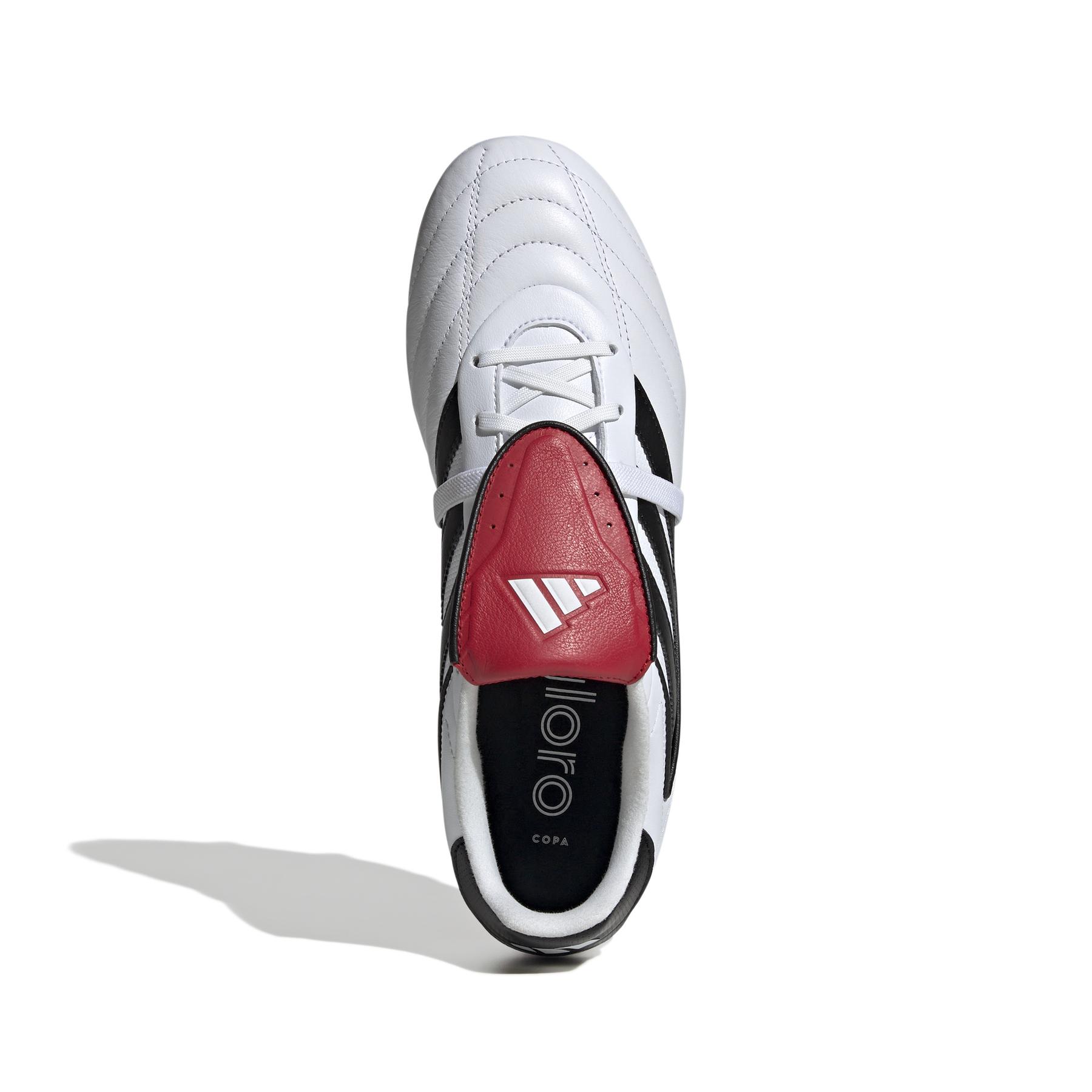 product/a/d/adidas_ig8743_2_footwear_photography_top_portrait_view_white.jpg