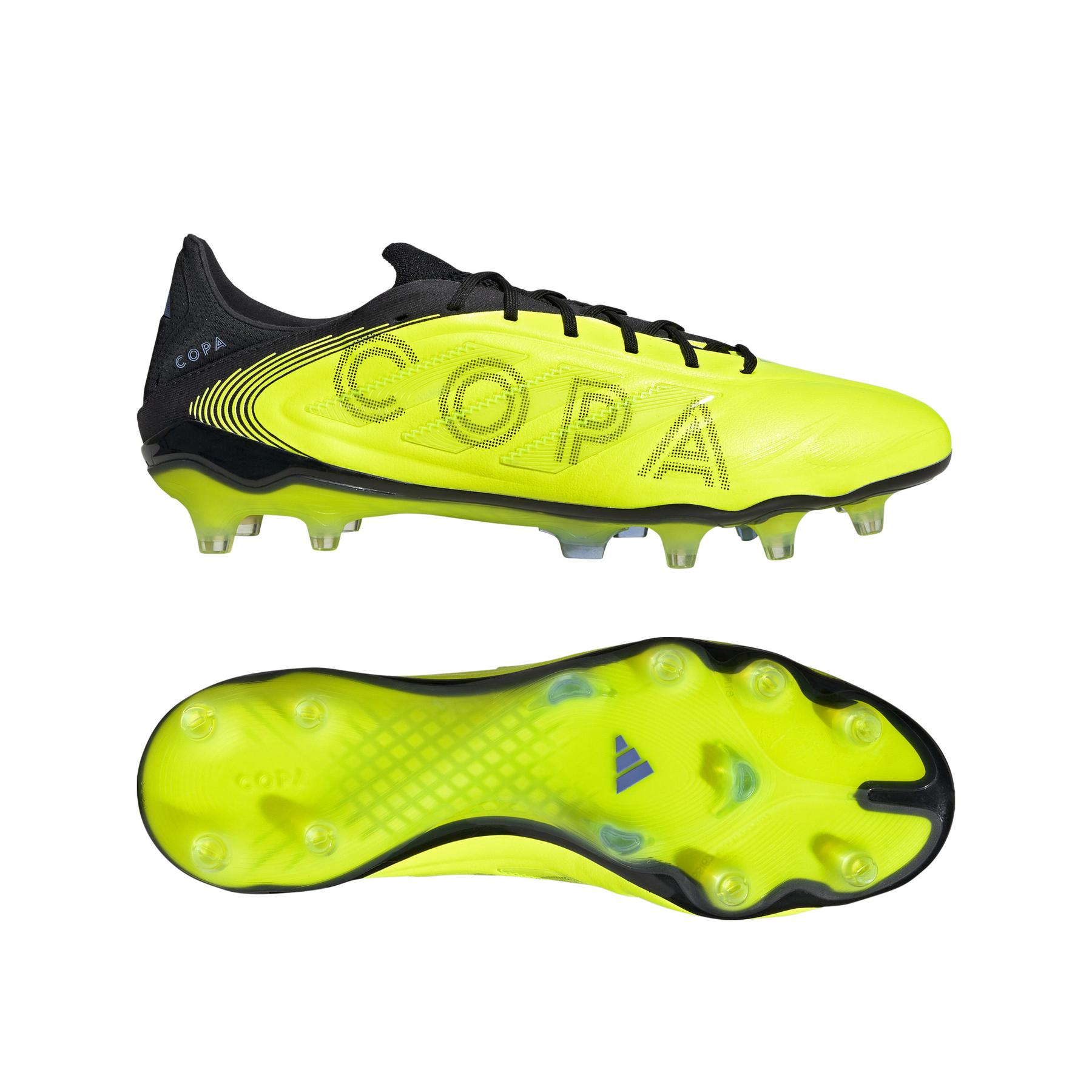 product/a/d/adidas_ih0072_11_footwear_photography_side_lateral_bottom_view_white.jpg
