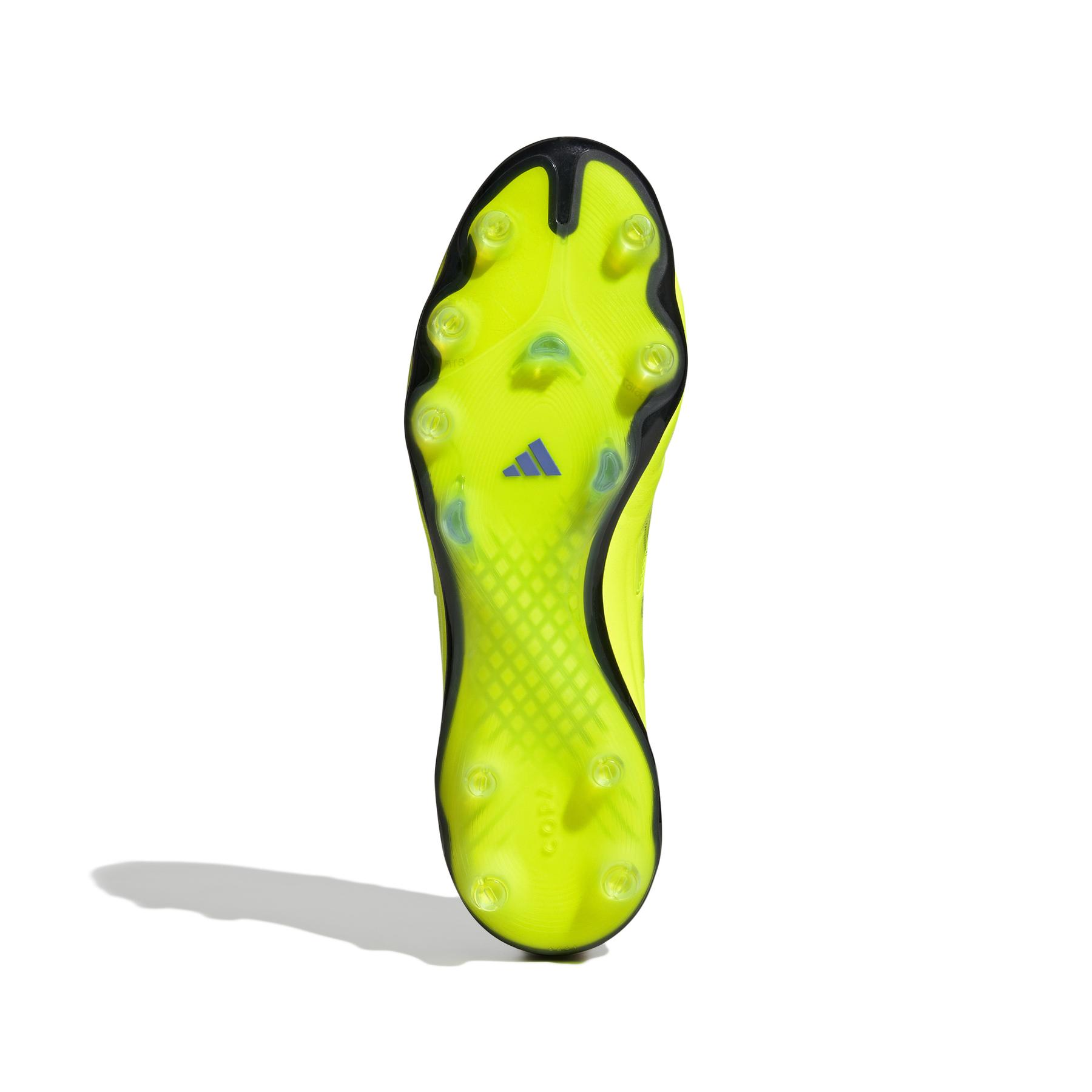 product/a/d/adidas_ih0072_3_footwear_photography_bottom_view_white.jpg