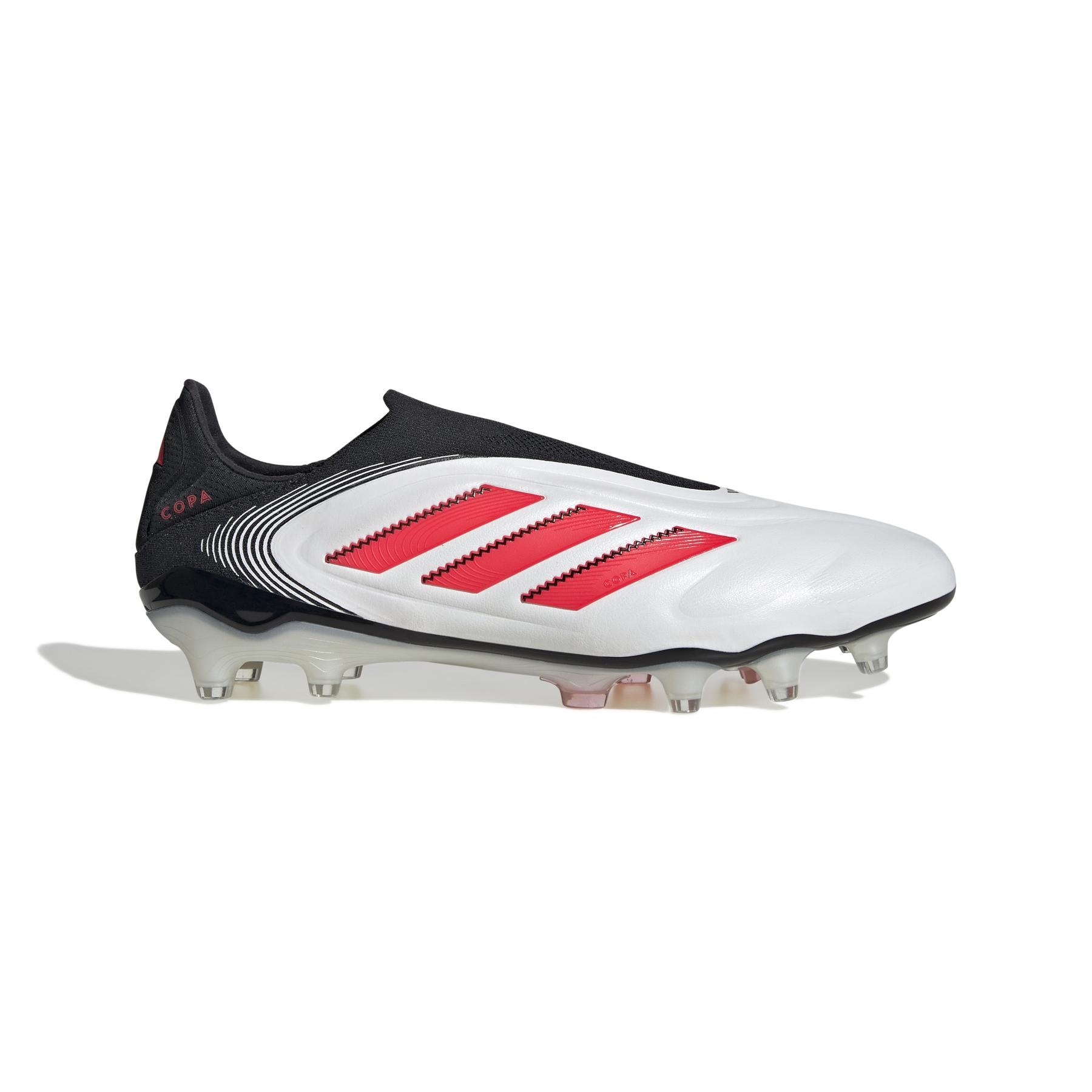 product/a/d/adidas_ih0076_1_footwear_photography_side_lateral_center_view_white.jpg