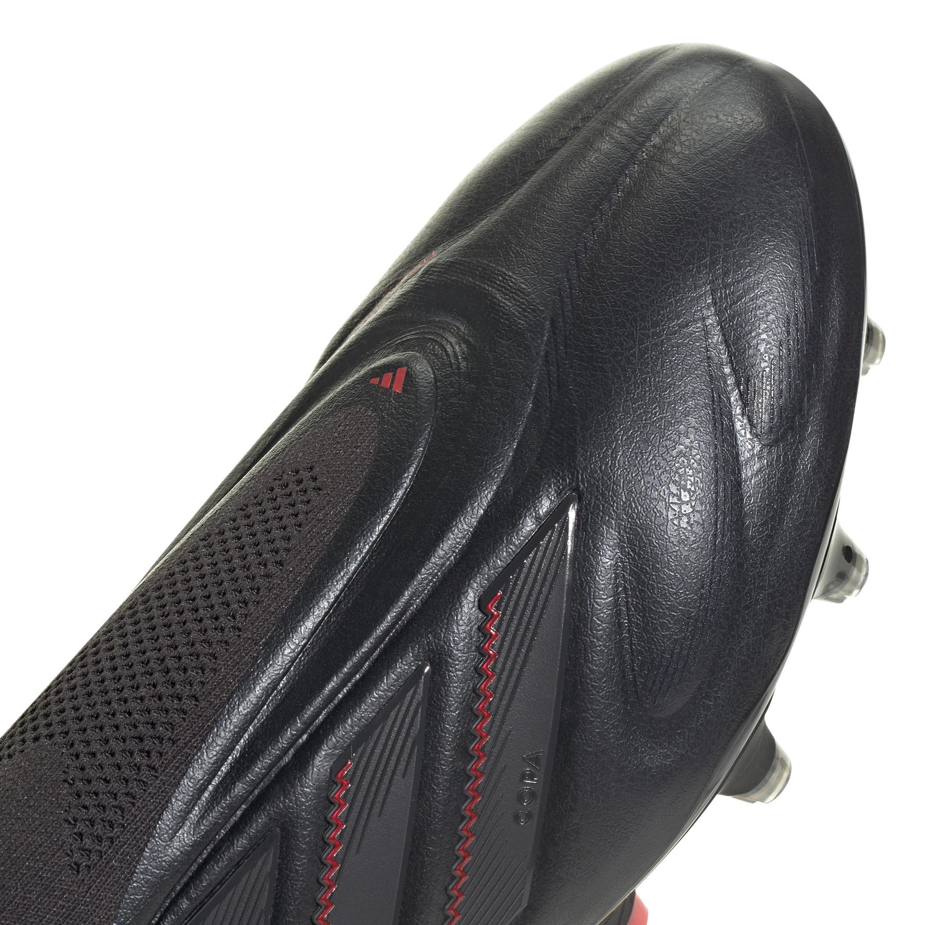 product/a/d/adidas_ih0077_7_footwear_photography_detail_view_1_white.jpg