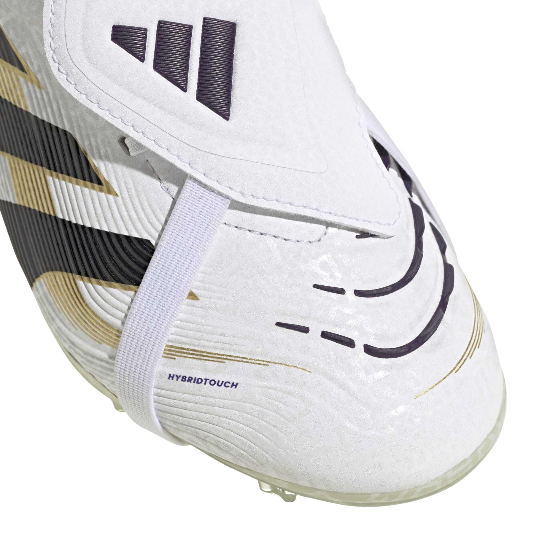 product/a/d/adidas_ih9642_8_footwear_photography_detail_view_2_white.jpg