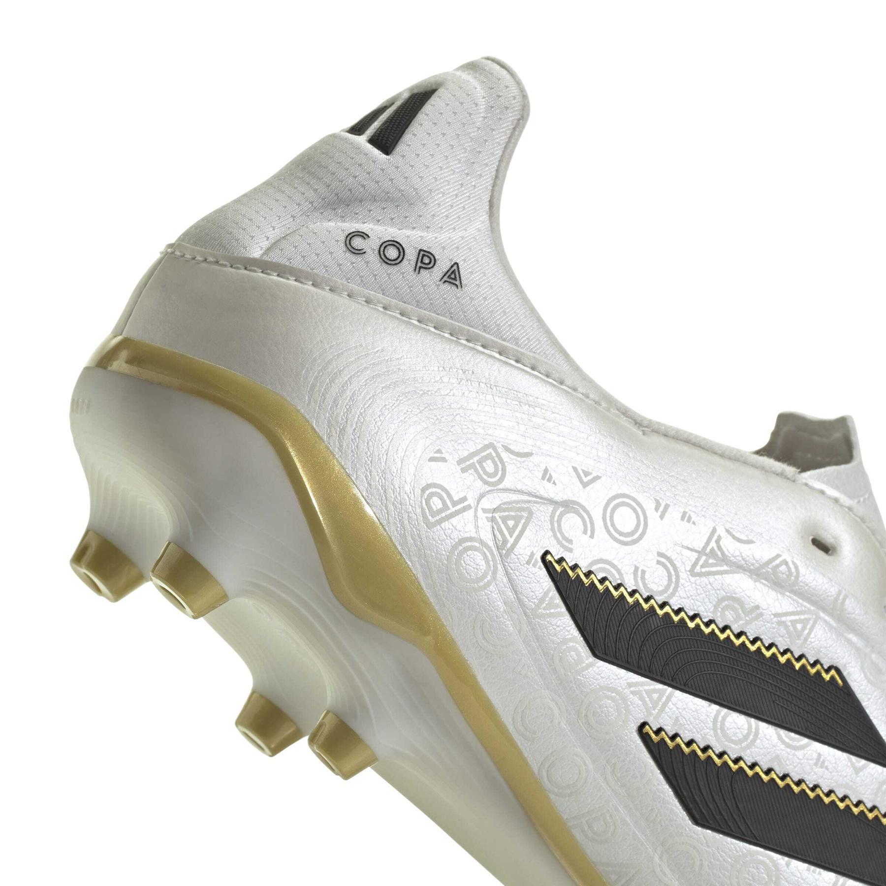 product/a/d/adidas_jh6296_7_footwear_photography_detail_view_1_white.jpg