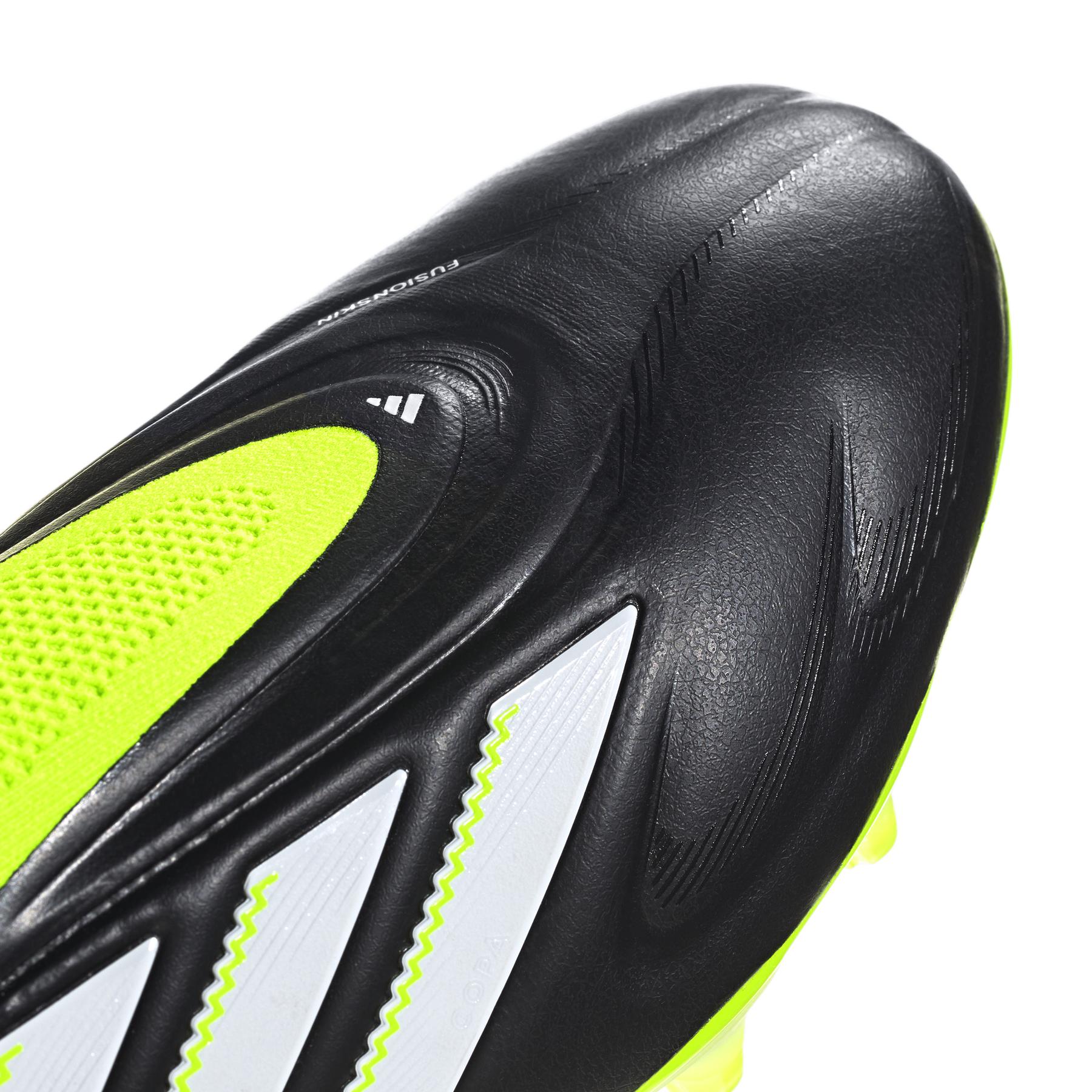 product/a/d/adidas_jh6302_cblack-ftwwht-luclem_11.jpg