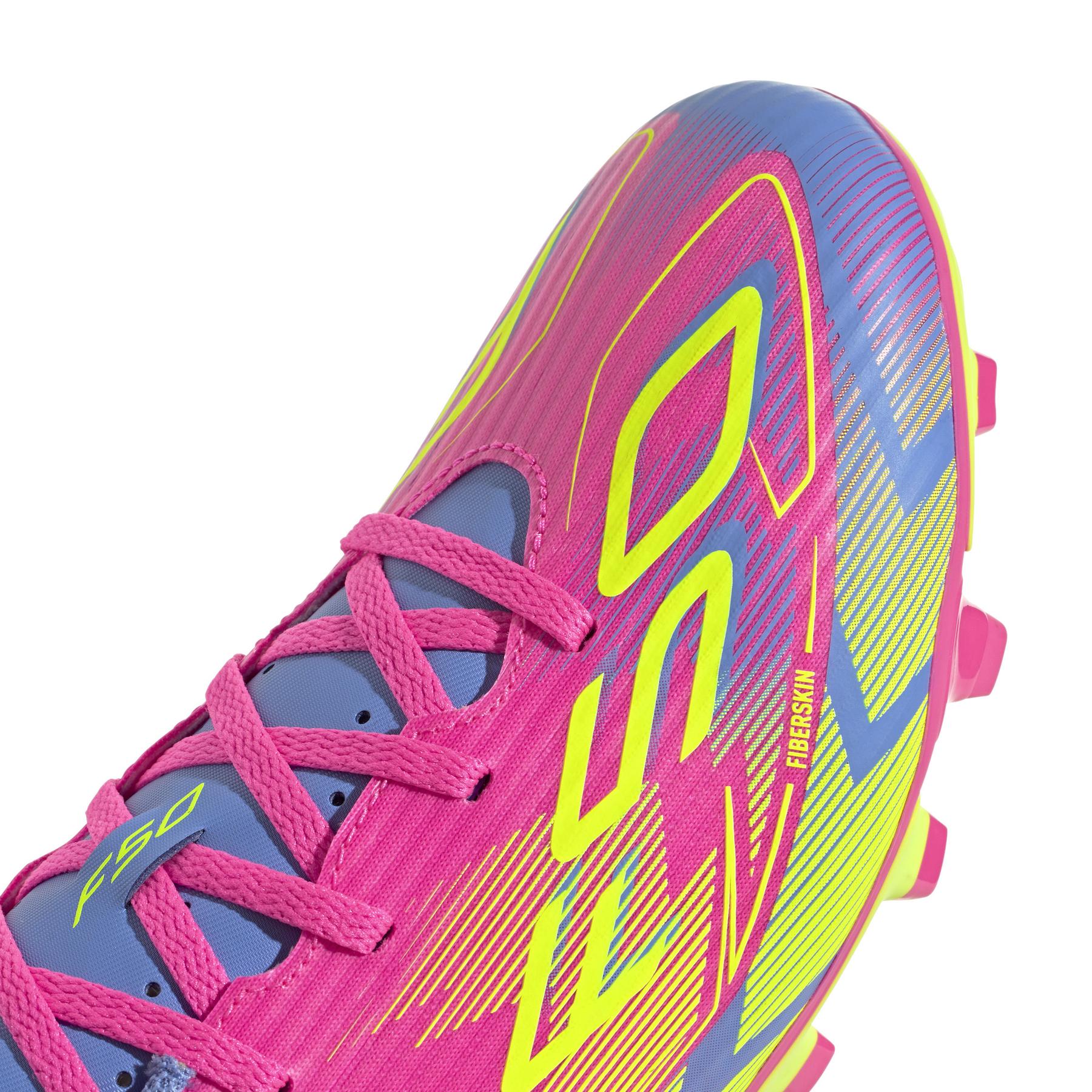 product/a/d/adidas_jh6420_8_footwear_photography_detail_view_2_white.jpg