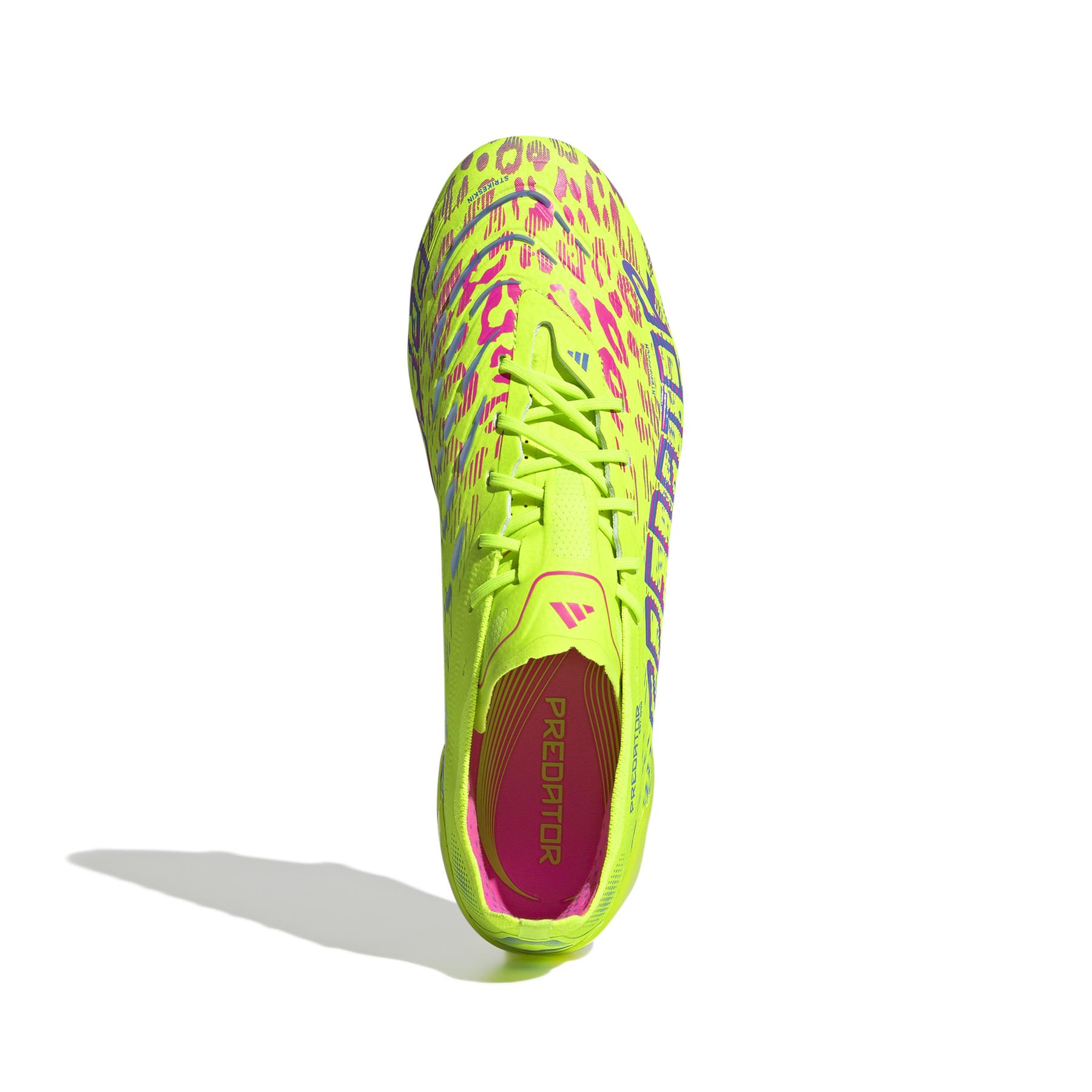 product/a/d/adidas_jh6455_2_footwear_photography_top_portrait_view_white.jpg