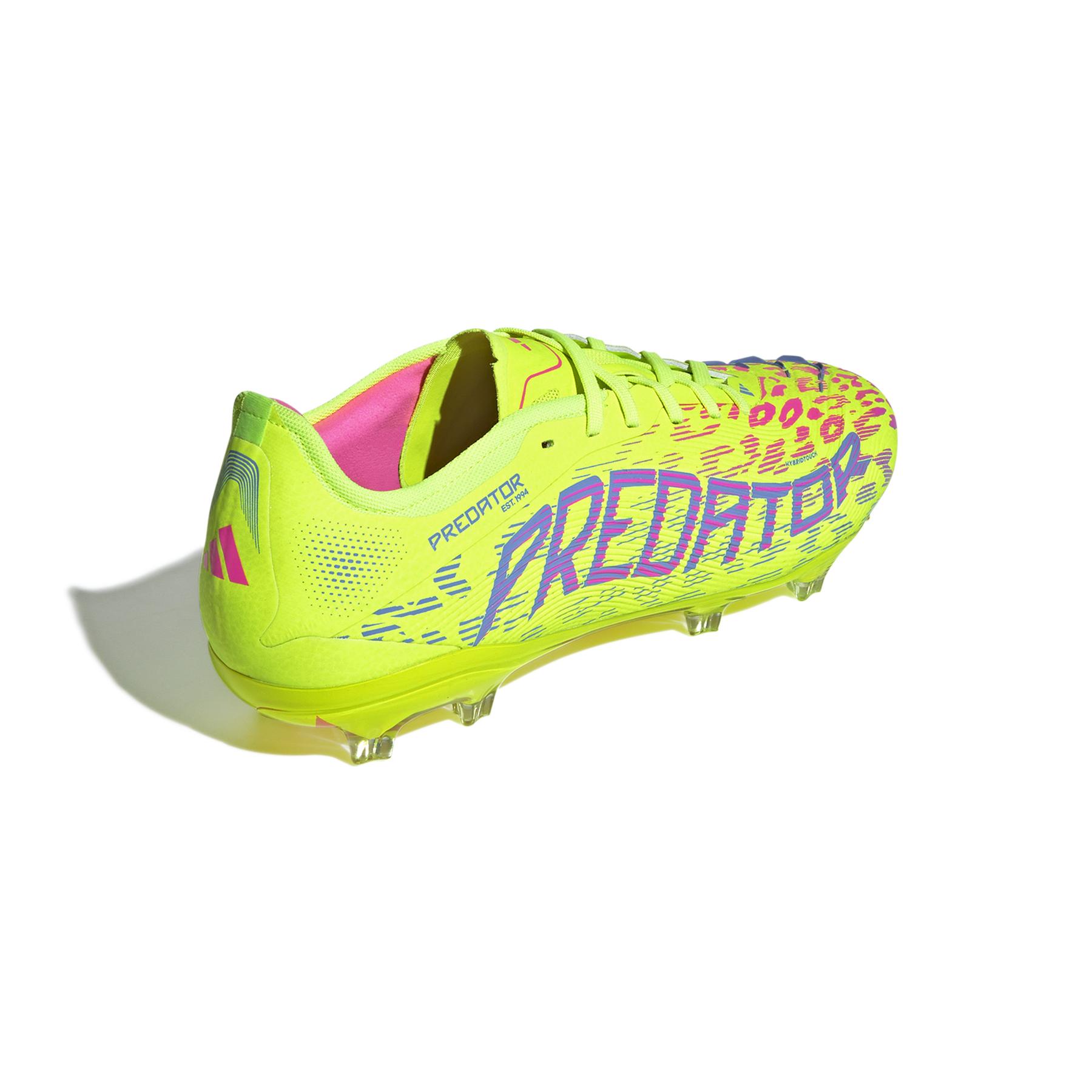 product/a/d/adidas_jh6467_6_footwear_photography_back_lateral_top_view_white.jpg
