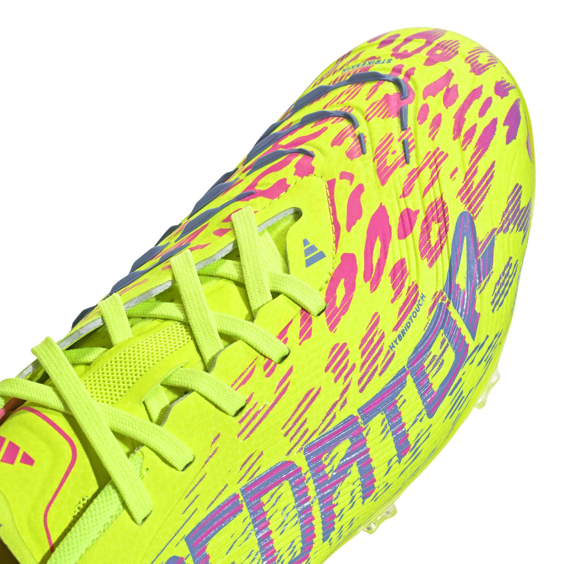 product/a/d/adidas_jh6467_7_footwear_photography_detail_view_1_white.jpg