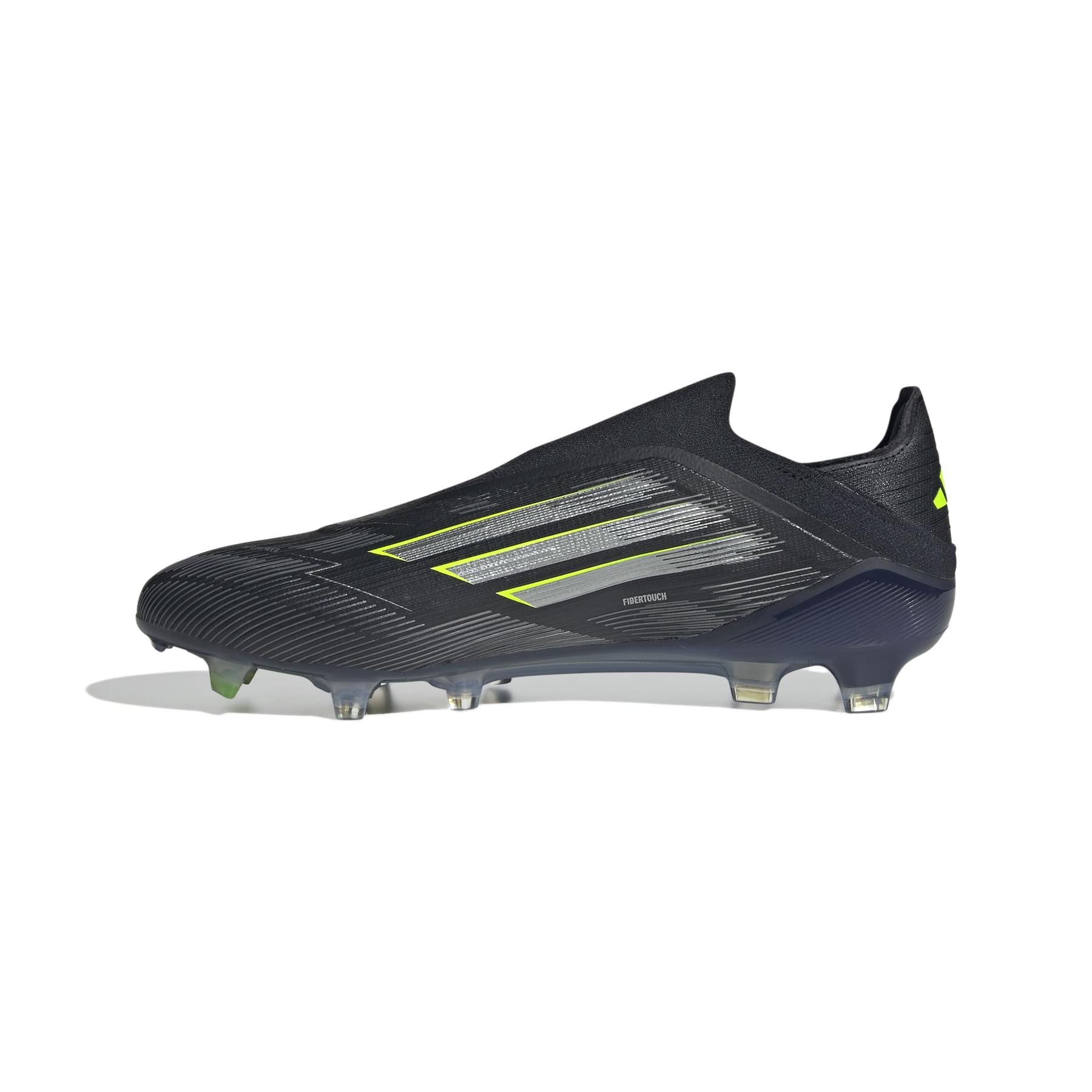 product/a/d/adidas_jh7629_4_footwear_photography_side_medial_center_view_white.jpg