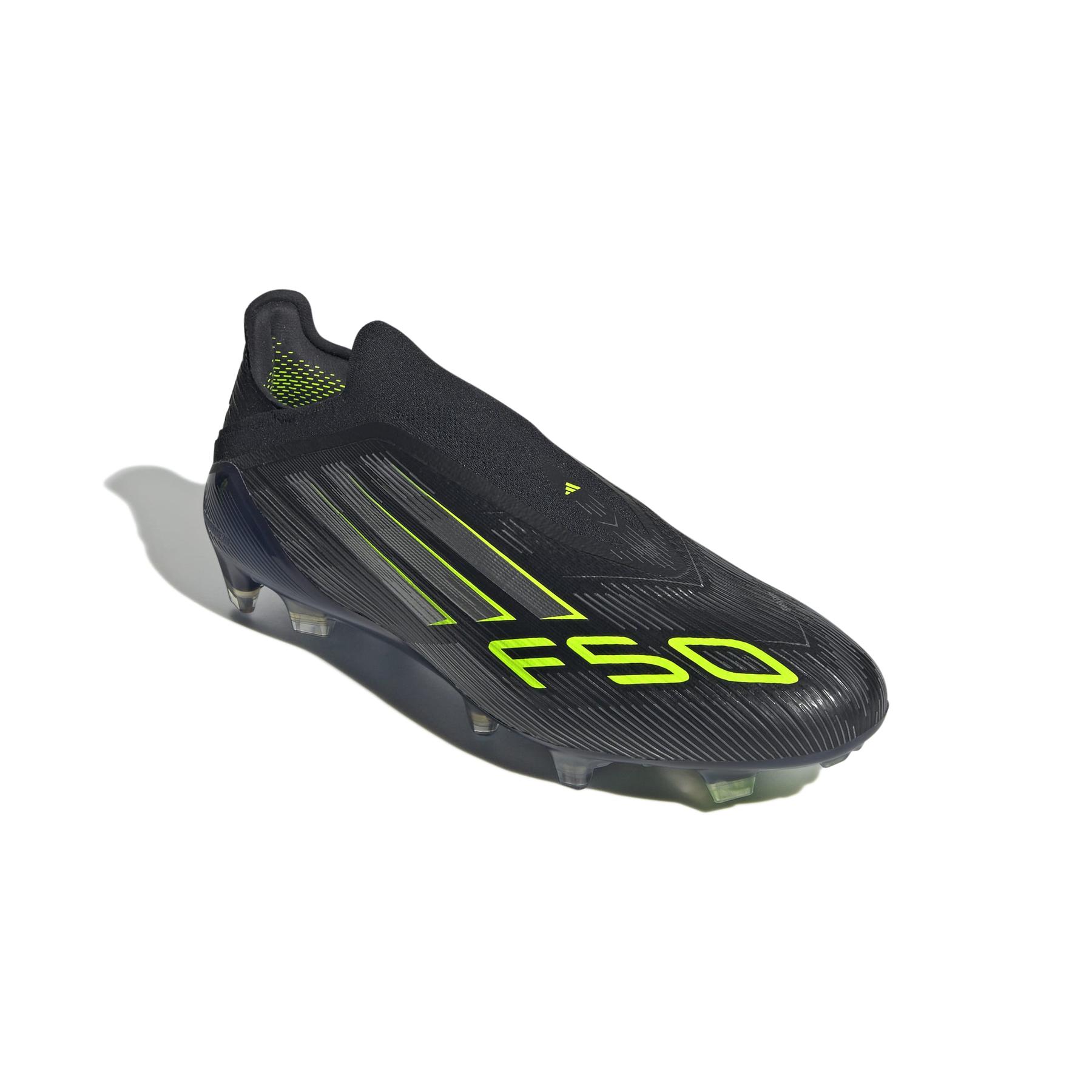 product/a/d/adidas_jh7629_5_footwear_photography_front_lateral_top_view_white.jpg