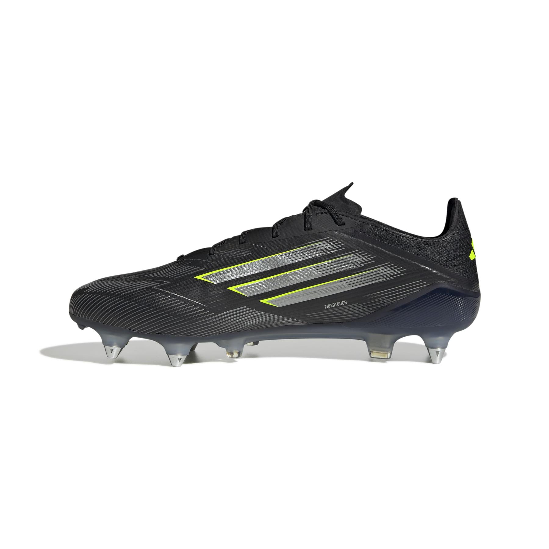 product/a/d/adidas_jh7632_4_footwear_photography_side_medial_center_view_white.jpg