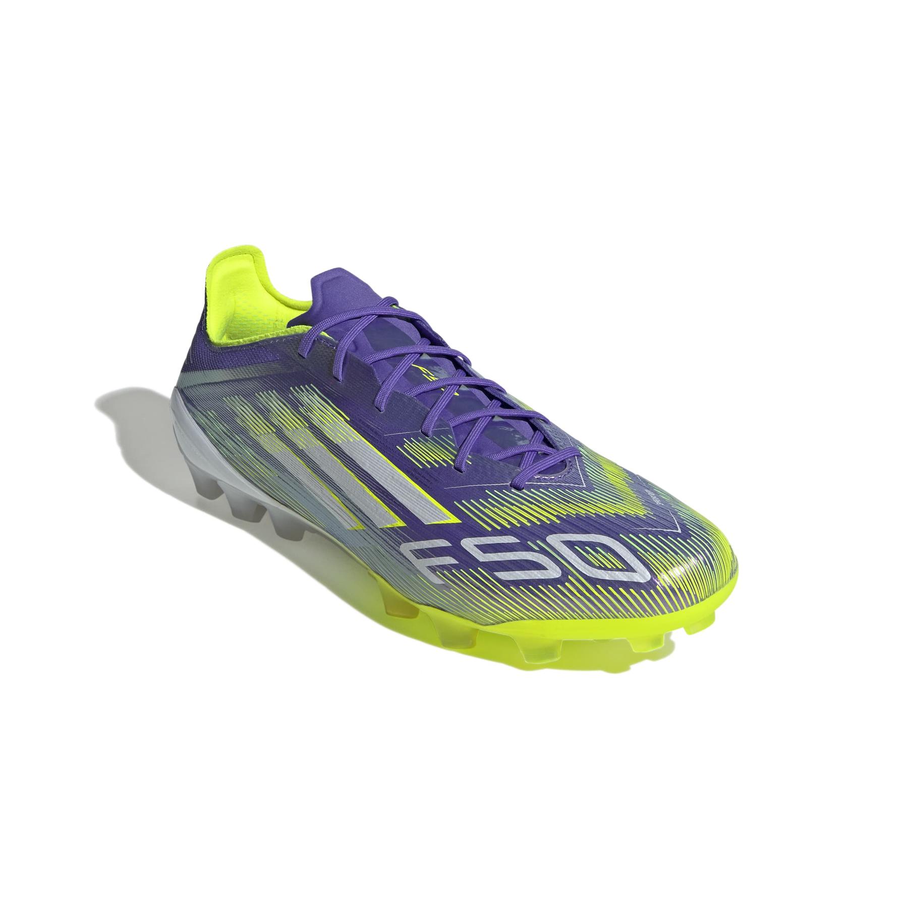 product/a/d/adidas_jh7639_5_footwear_photography_front_lateral_top_view_white.jpg