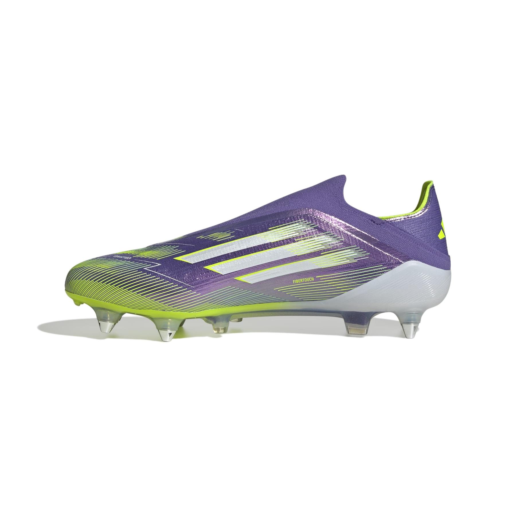 product/a/d/adidas_jh7642_4_footwear_photography_side_medial_center_view_white-nw091625.jpg