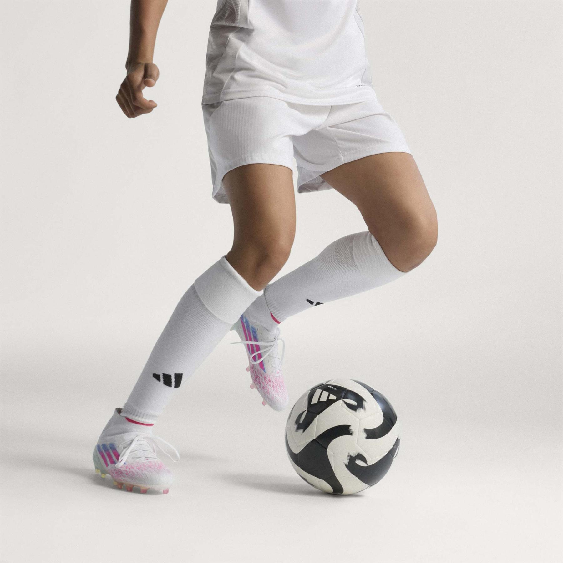 product/a/d/adidas_jh7650_22_footwear_photography_heromrktng_view_9.jpg