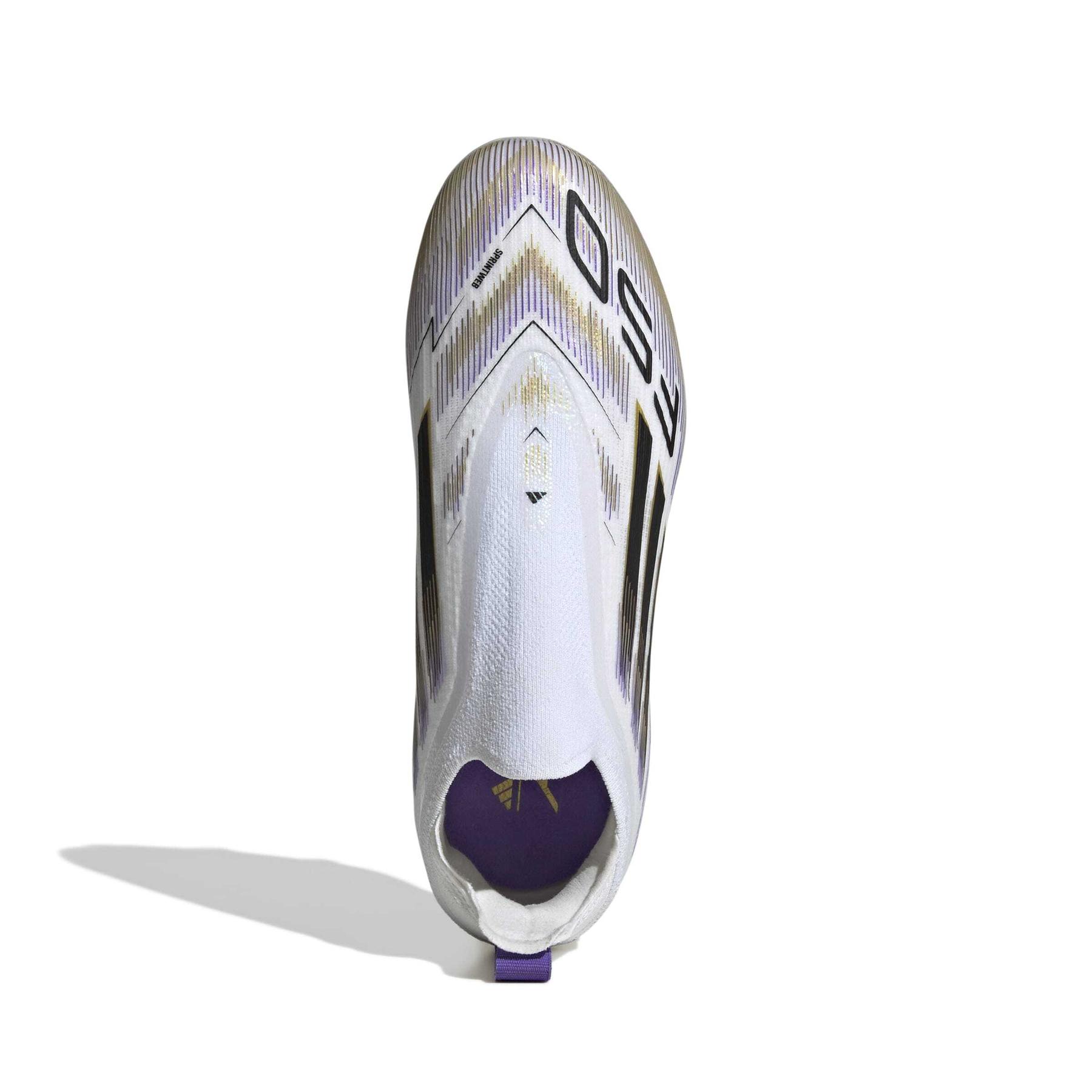 product/a/d/adidas_jh7708_2_footwear_photography_top_portrait_view_white-nw091625.jpg
