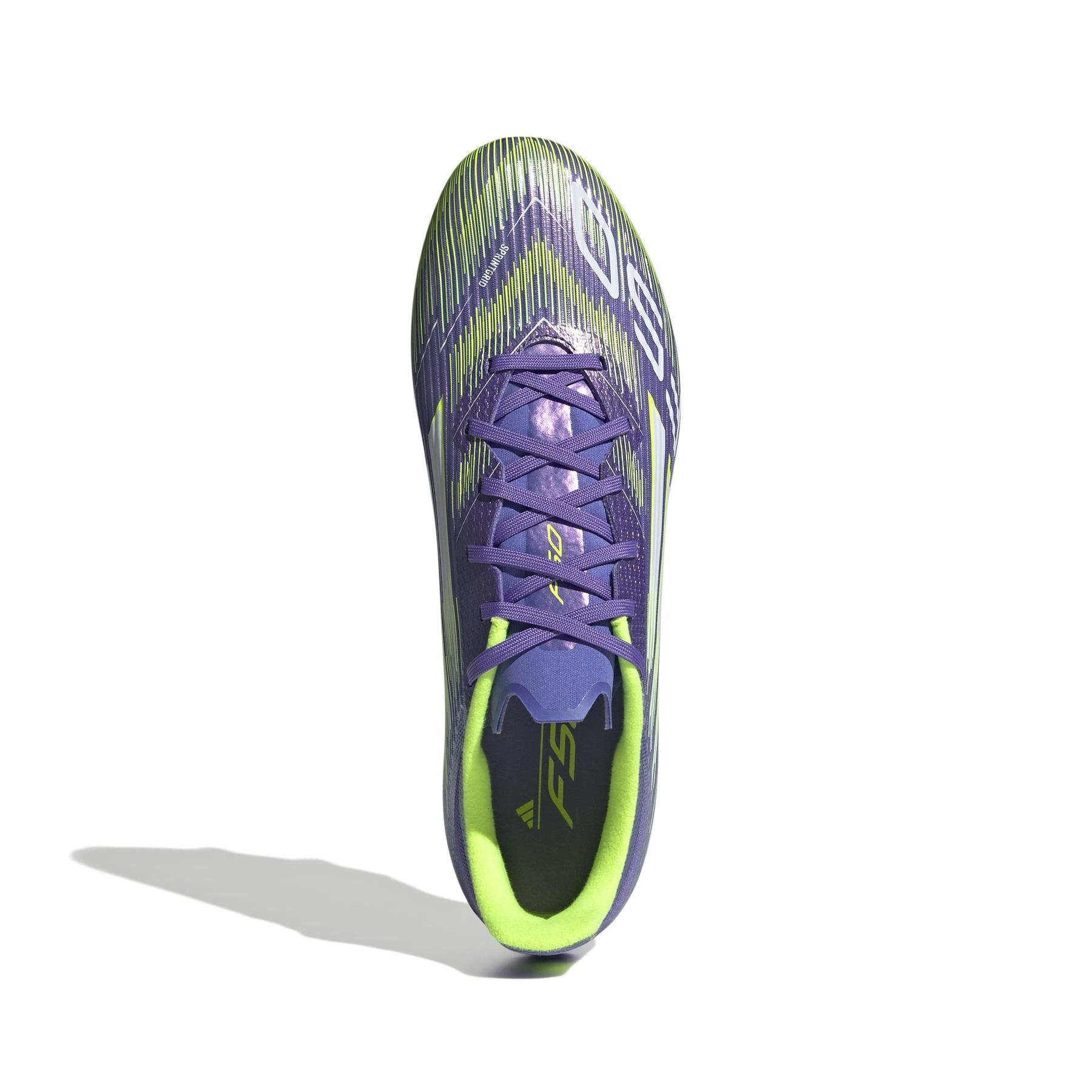 product/a/d/adidas_jh7732_2_footwear_photography_top_portrait_view_white-nw091625.jpg
