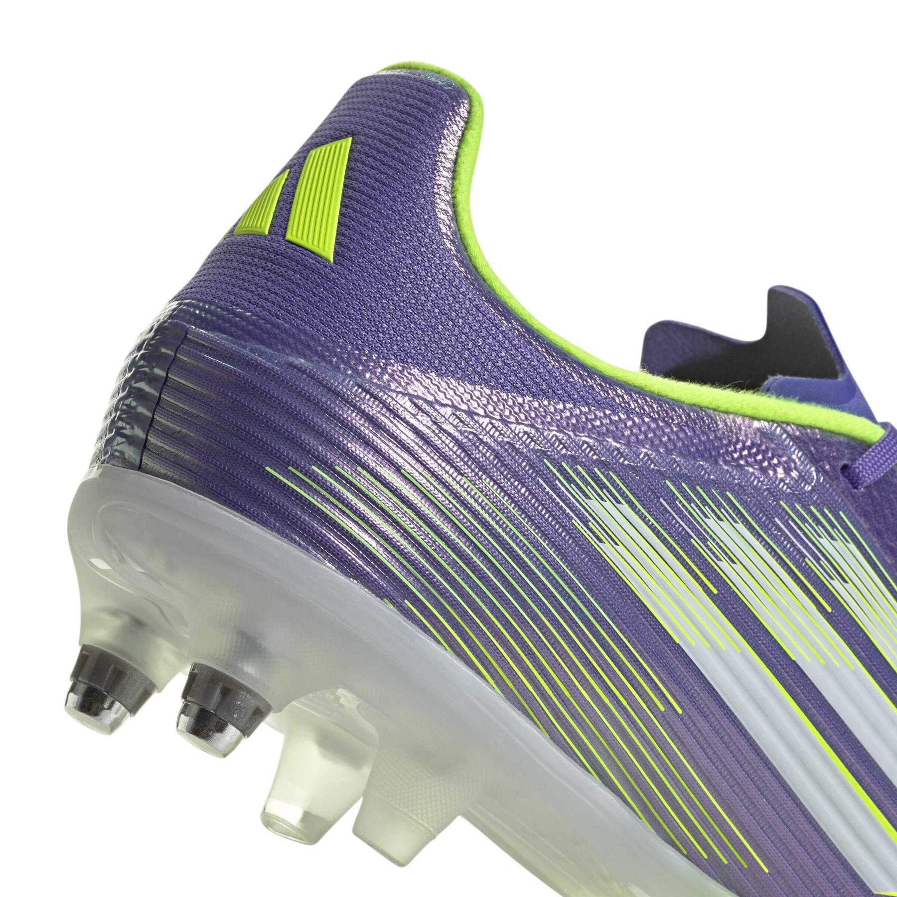 product/a/d/adidas_jh7732_7_footwear_photography_detail_view_1_white-nw091625.jpg