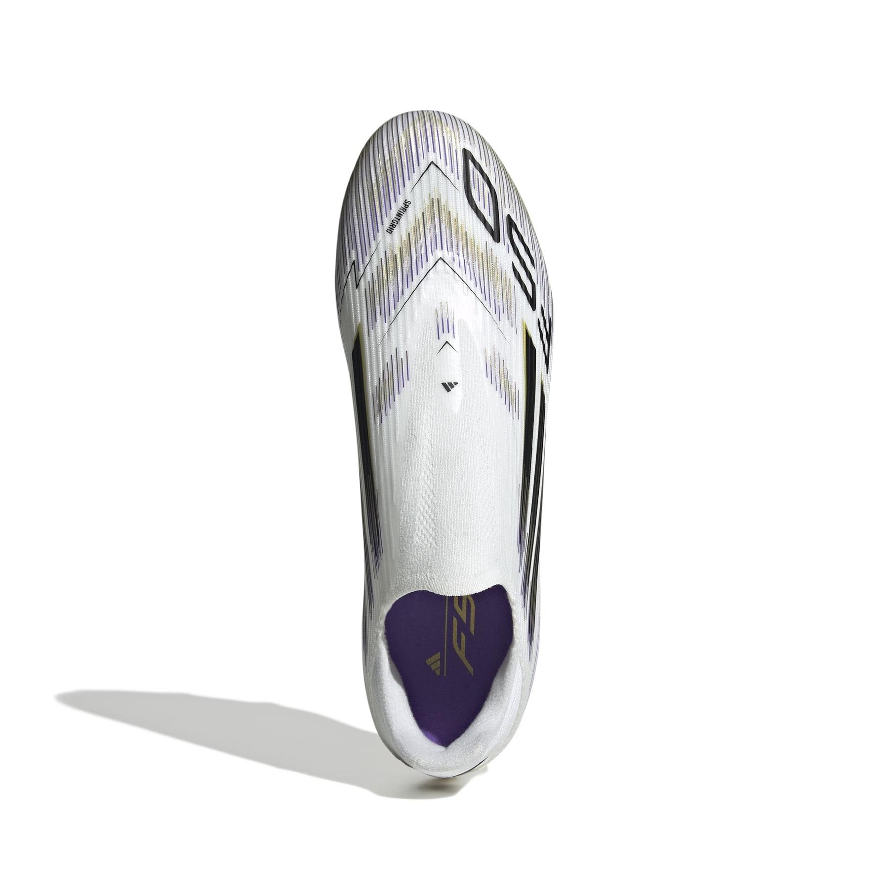 product/a/d/adidas_jh7736_2_footwear_photography_top_portrait_view_white.jpg