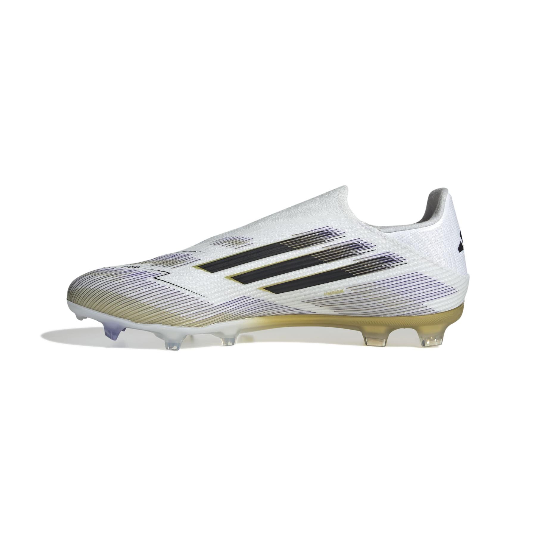 product/a/d/adidas_jh7736_4_footwear_photography_side_medial_center_view_white.jpg