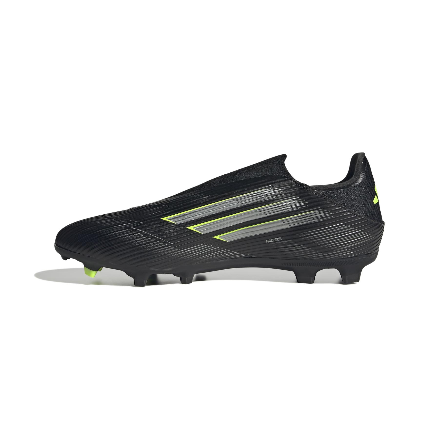product/a/d/adidas_jh7737_4_footwear_photography_side_medial_center_view_white.jpg