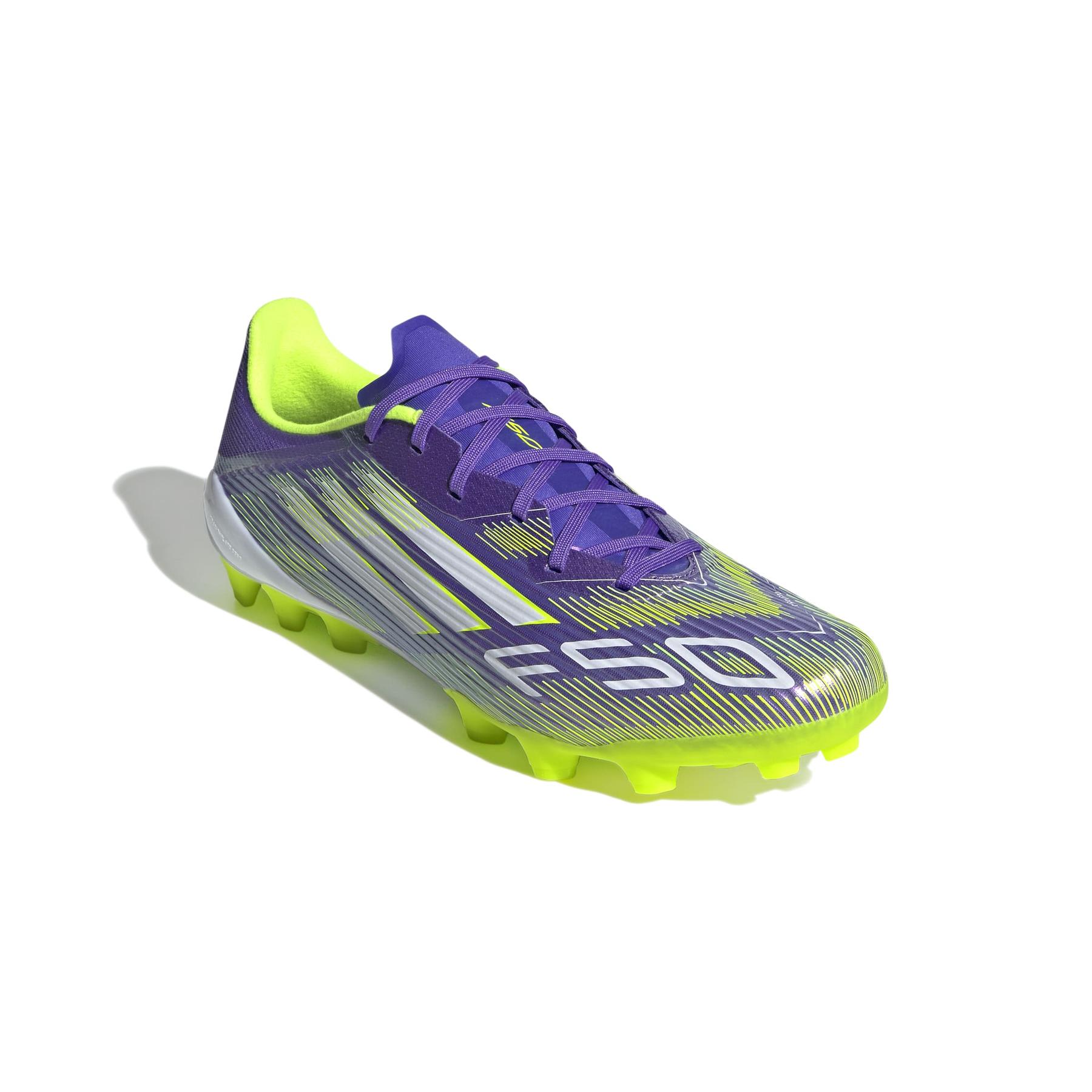 product/a/d/adidas_jh7740_5_footwear_photography_front_lateral_top_view_white.jpg