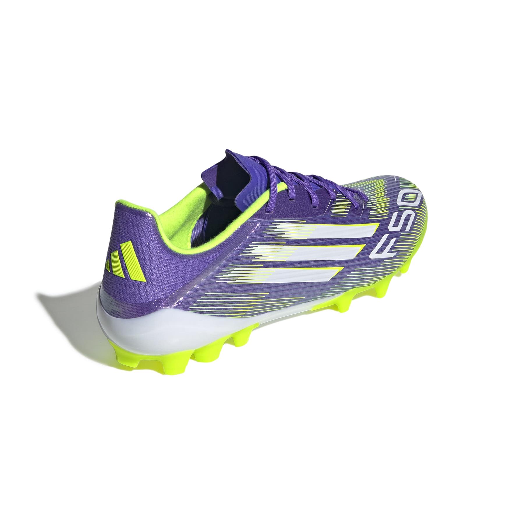 product/a/d/adidas_jh7740_6_footwear_photography_back_lateral_top_view_white.jpg