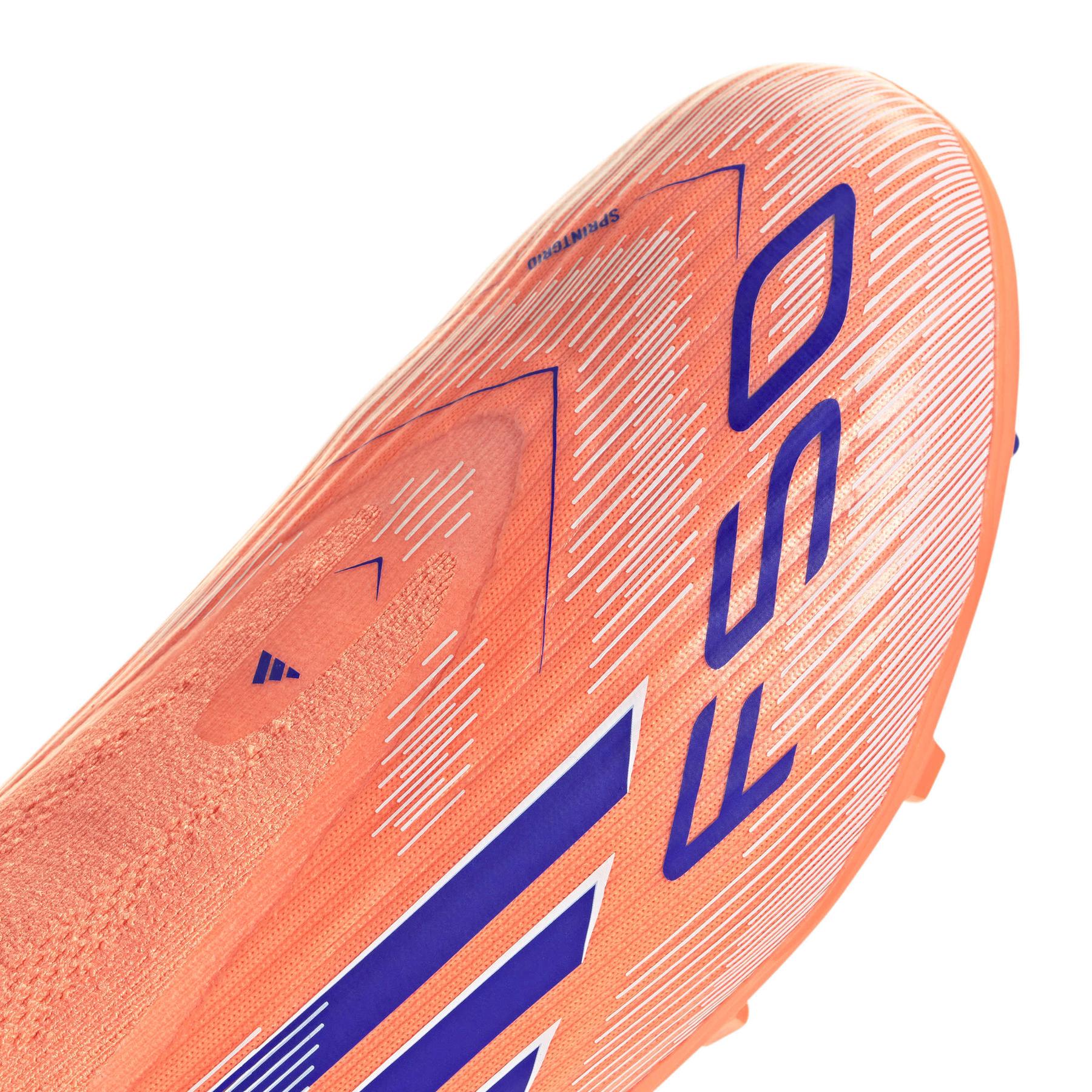 product/a/d/adidas_jh7742_8_footwear_photography_detail_view_2_white.jpg