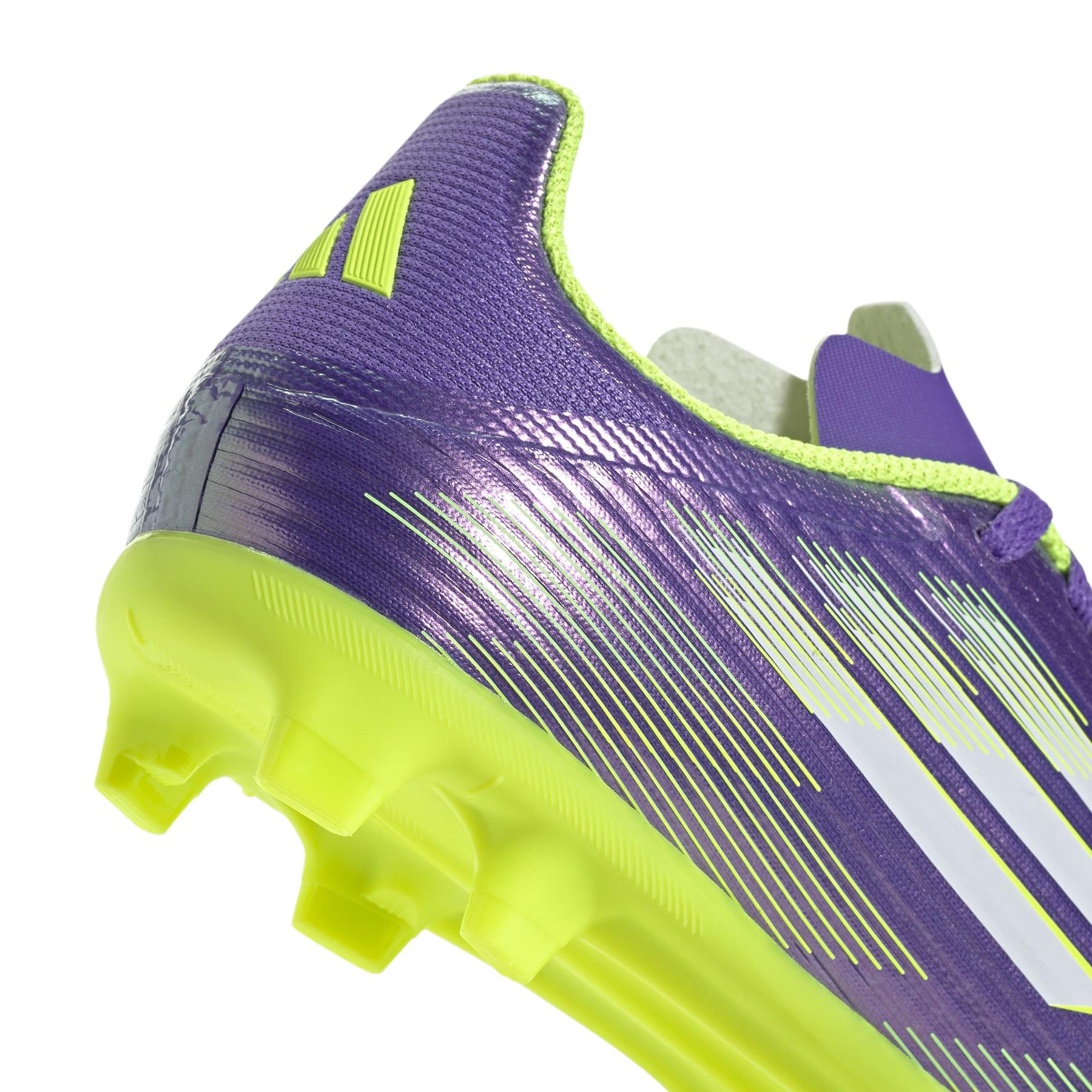 product/a/d/adidas_jh7747_7_footwear_photography_detail_view_1_white.jpg